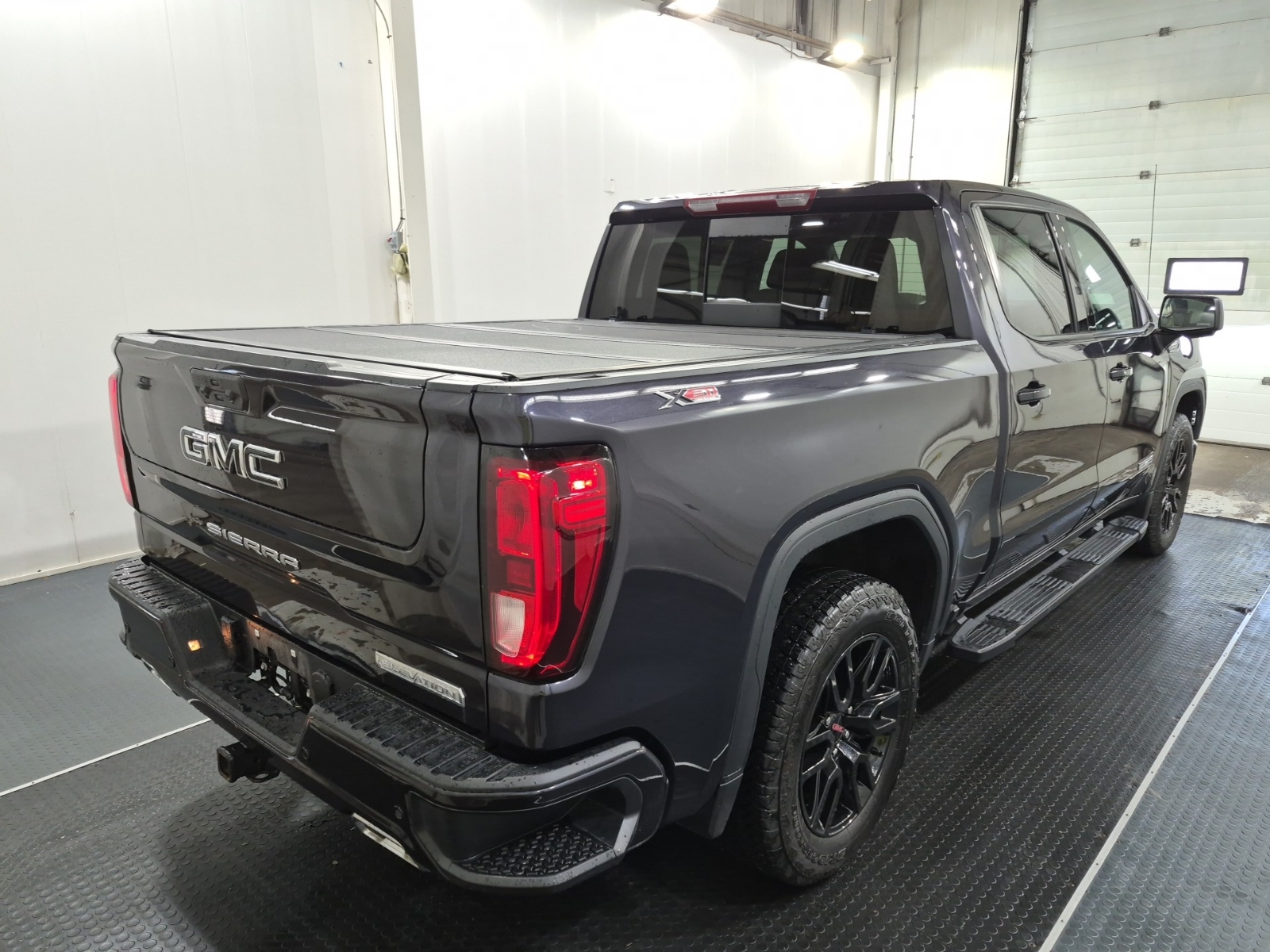 used 2024 GMC Sierra 1500 car, priced at $55,494