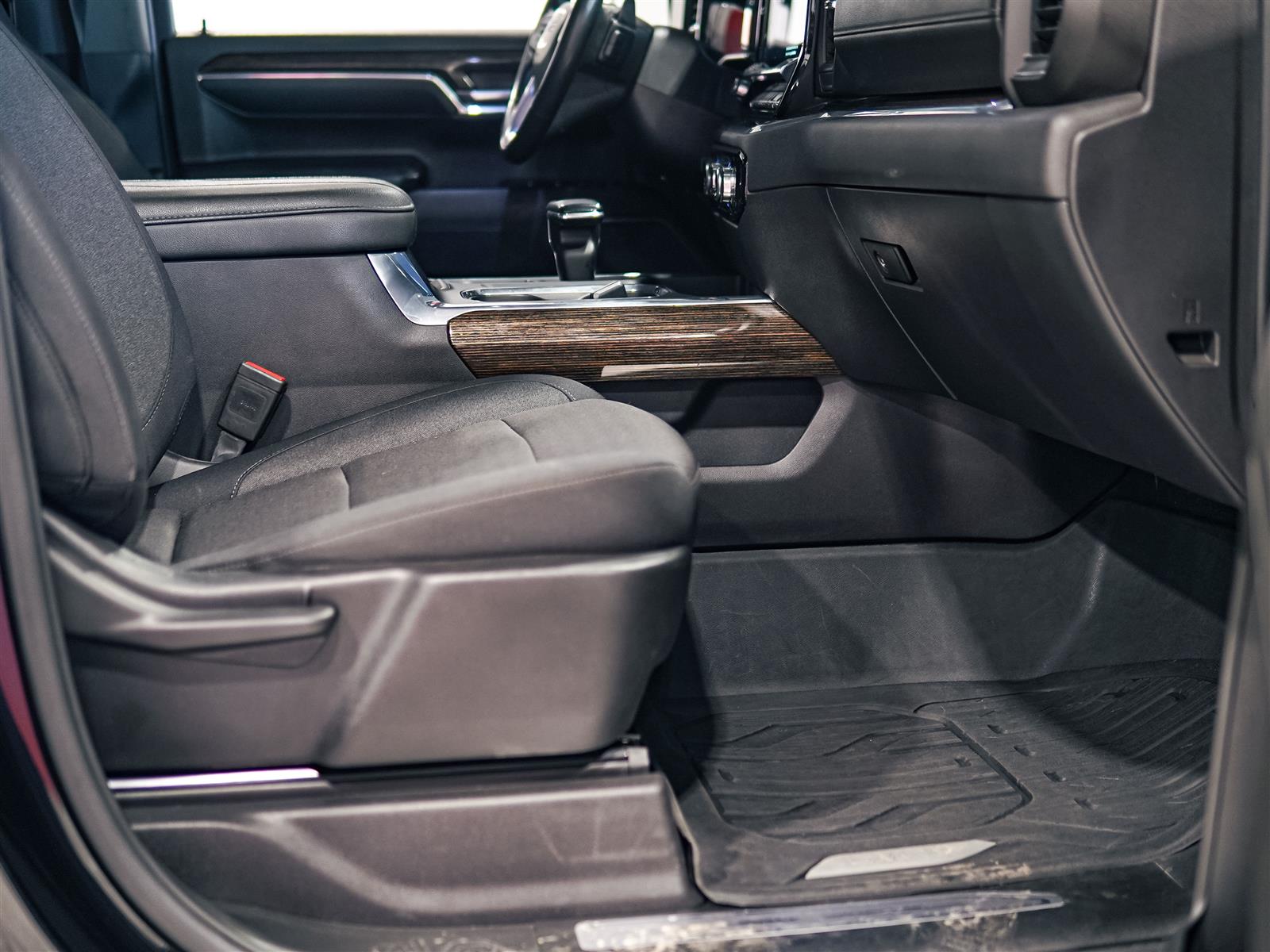 used 2024 GMC Sierra 1500 car, priced at $50,593