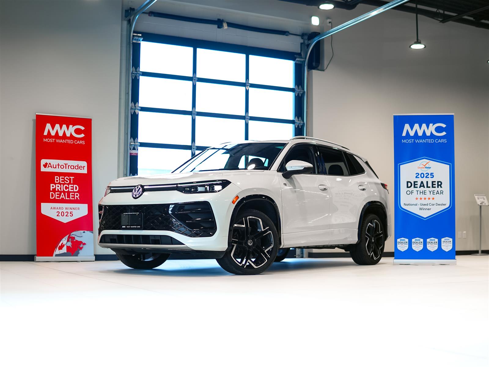White 2025 Volkswagen Tiguan SUV / Crossover Automatic