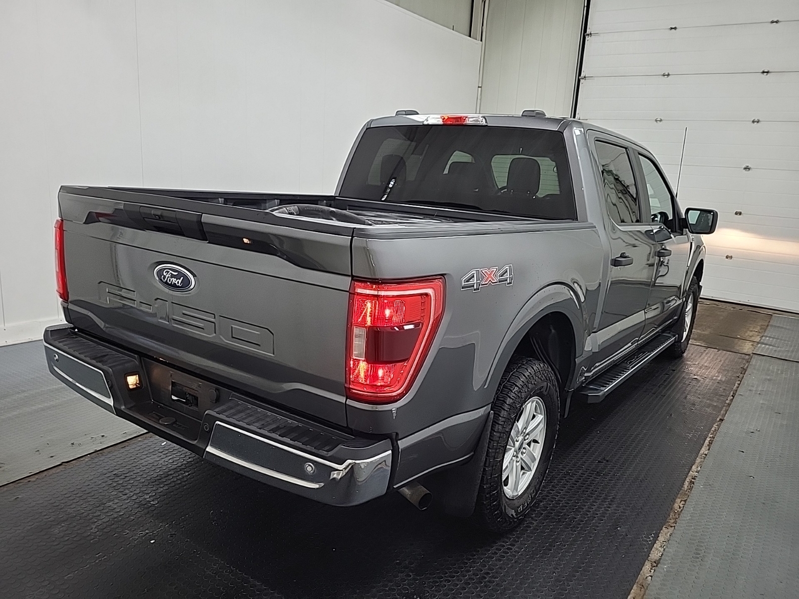 used 2022 Ford F-150 car, priced at $35,963