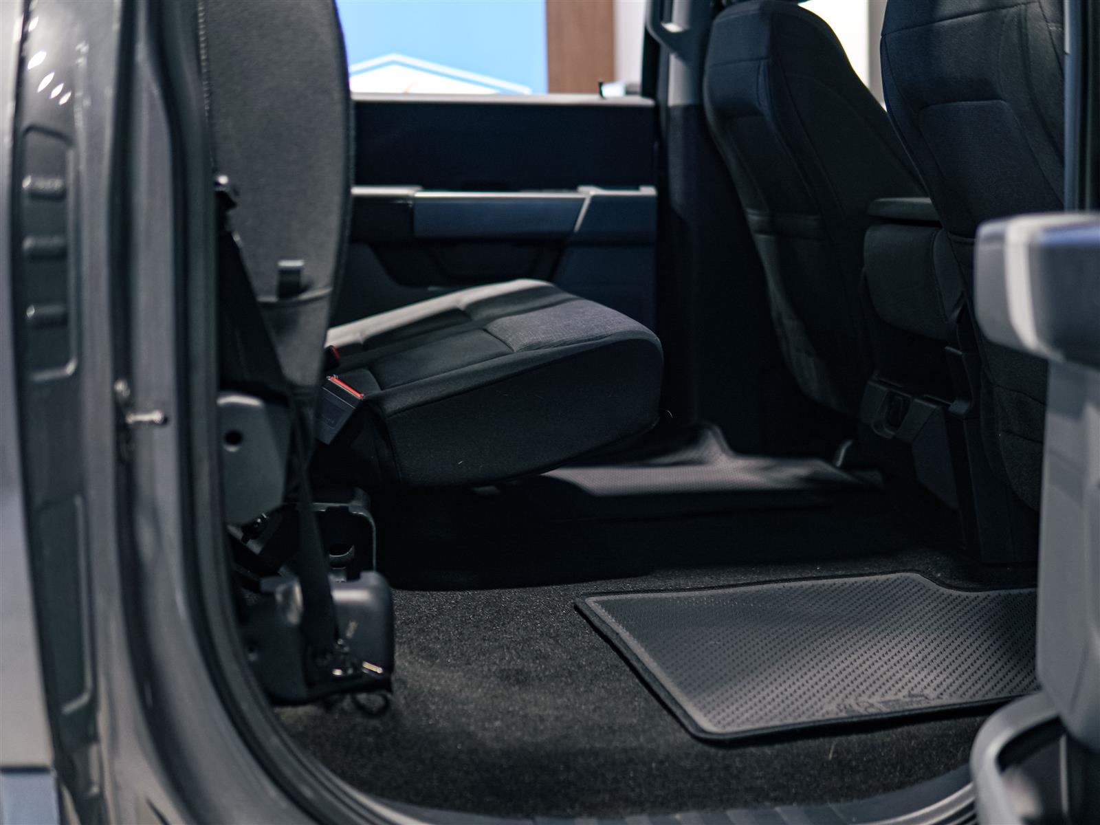 used 2022 Ford F-150 car, priced at $35,963