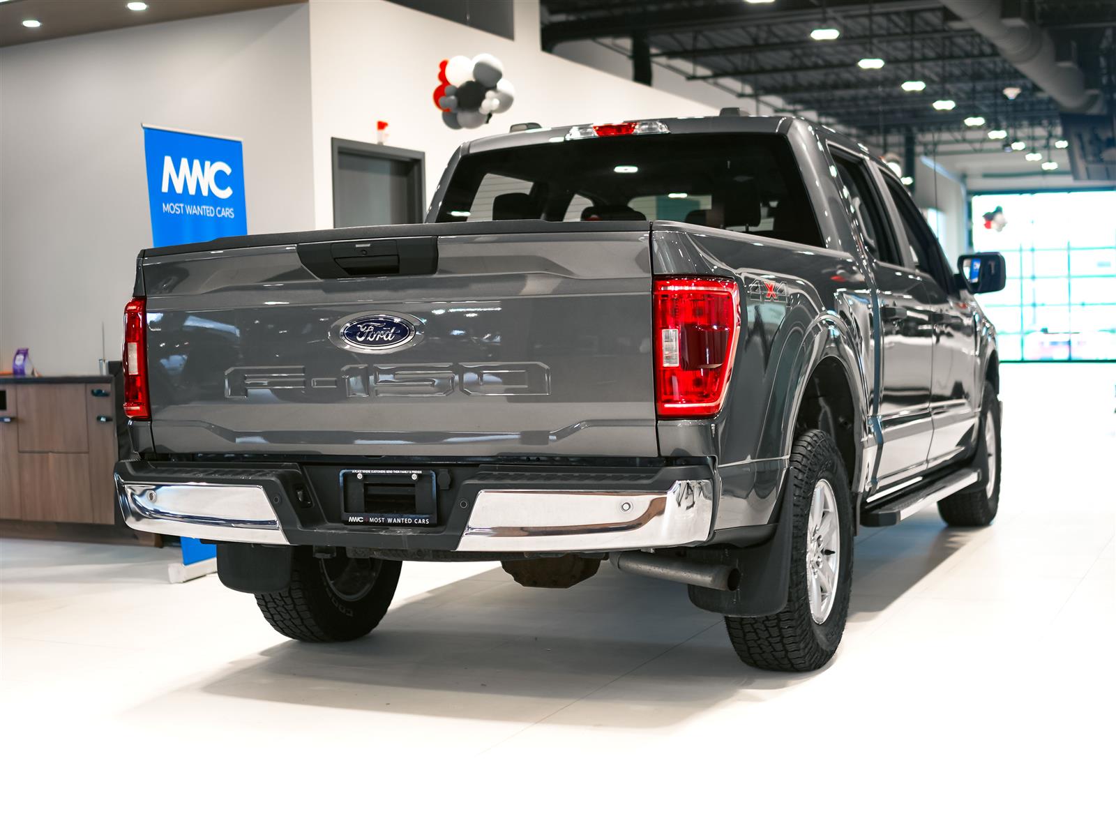 used 2022 Ford F-150 car, priced at $35,963