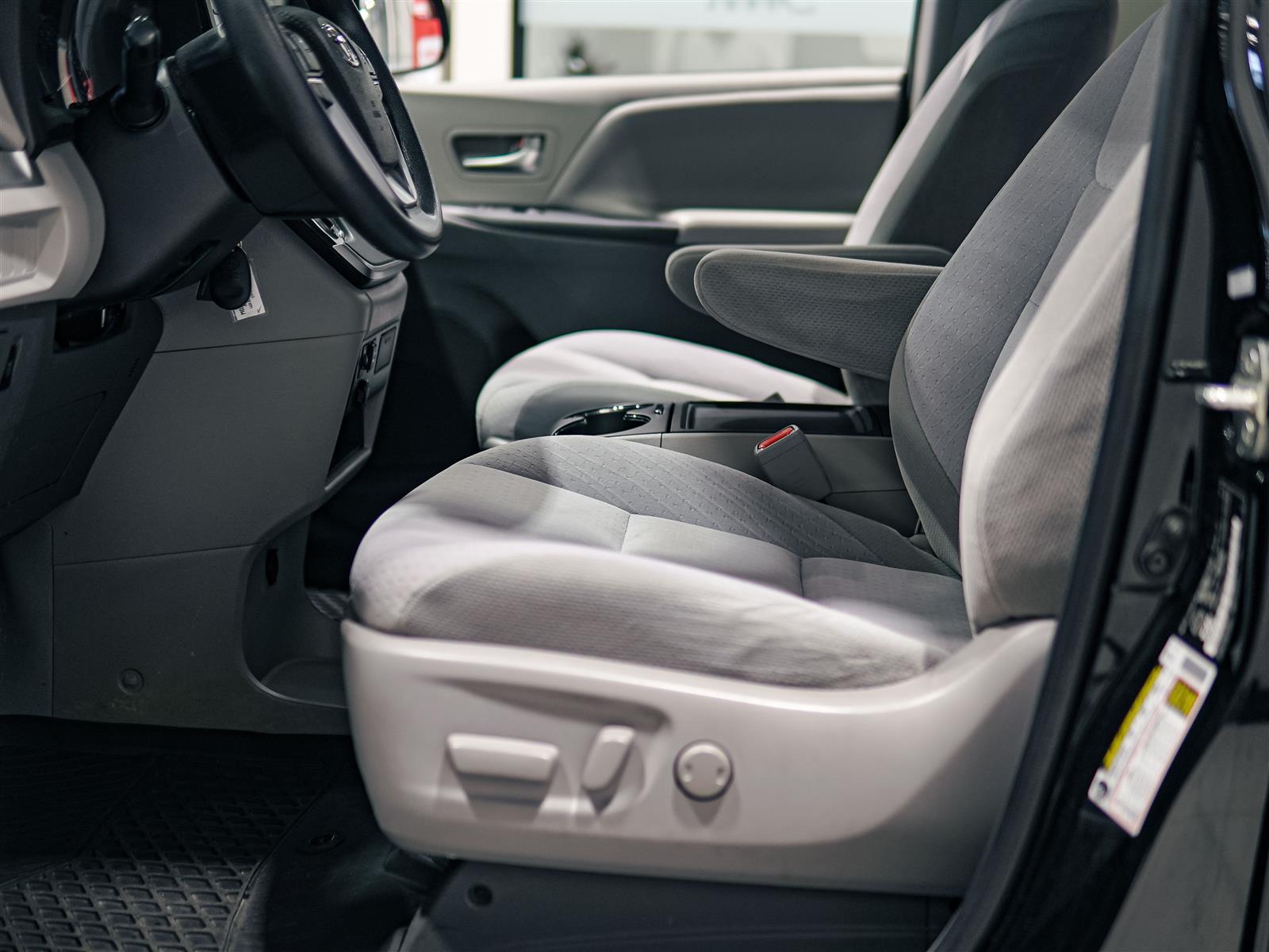 used 2020 Toyota Sienna car, priced at $33,962