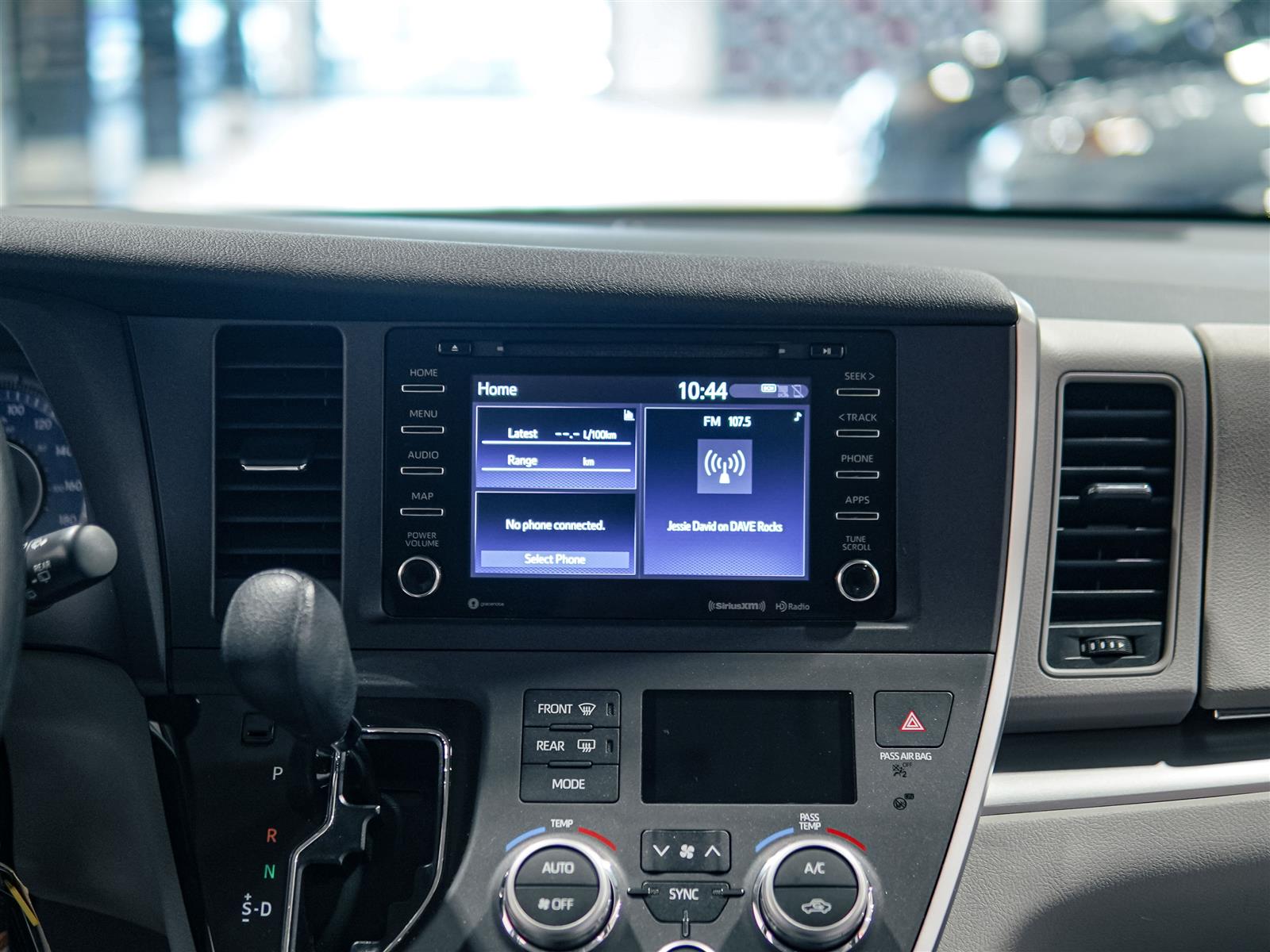 used 2020 Toyota Sienna car, priced at $33,962