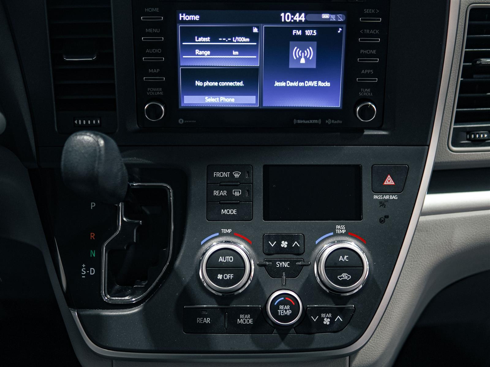 used 2020 Toyota Sienna car, priced at $33,962