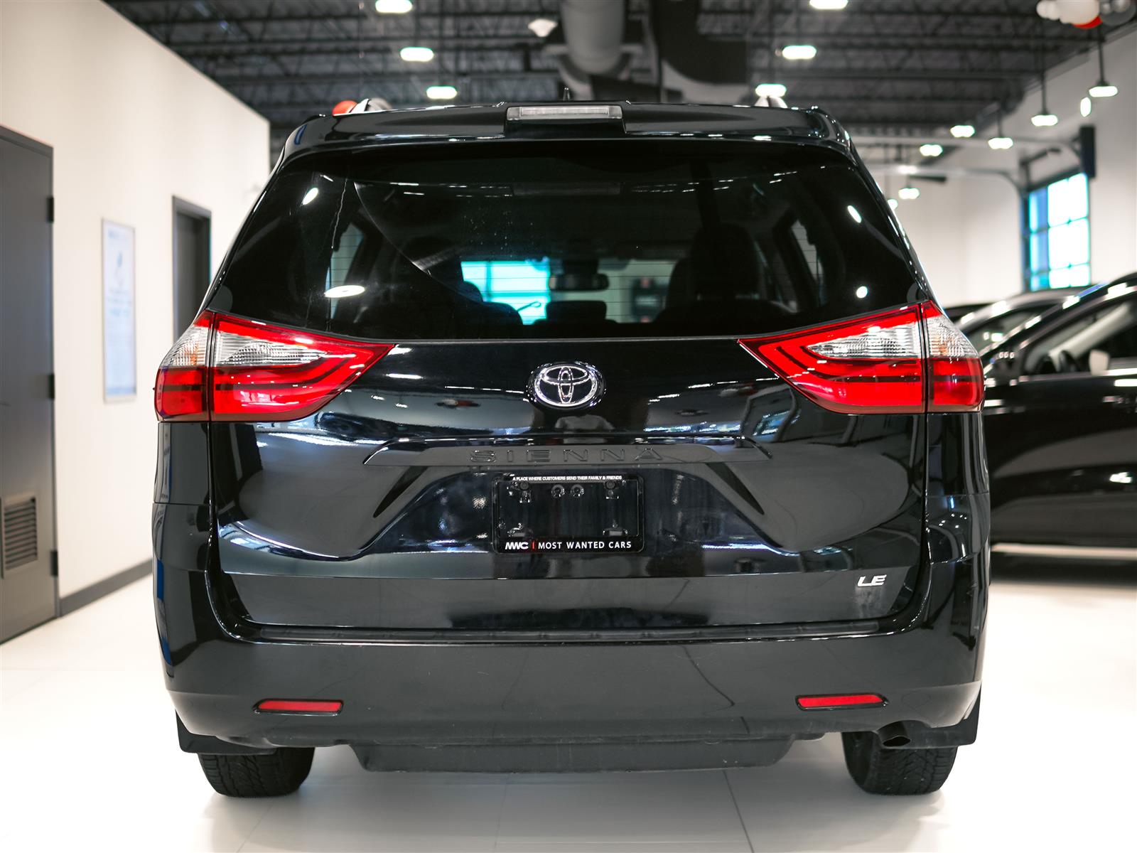used 2020 Toyota Sienna car, priced at $33,962