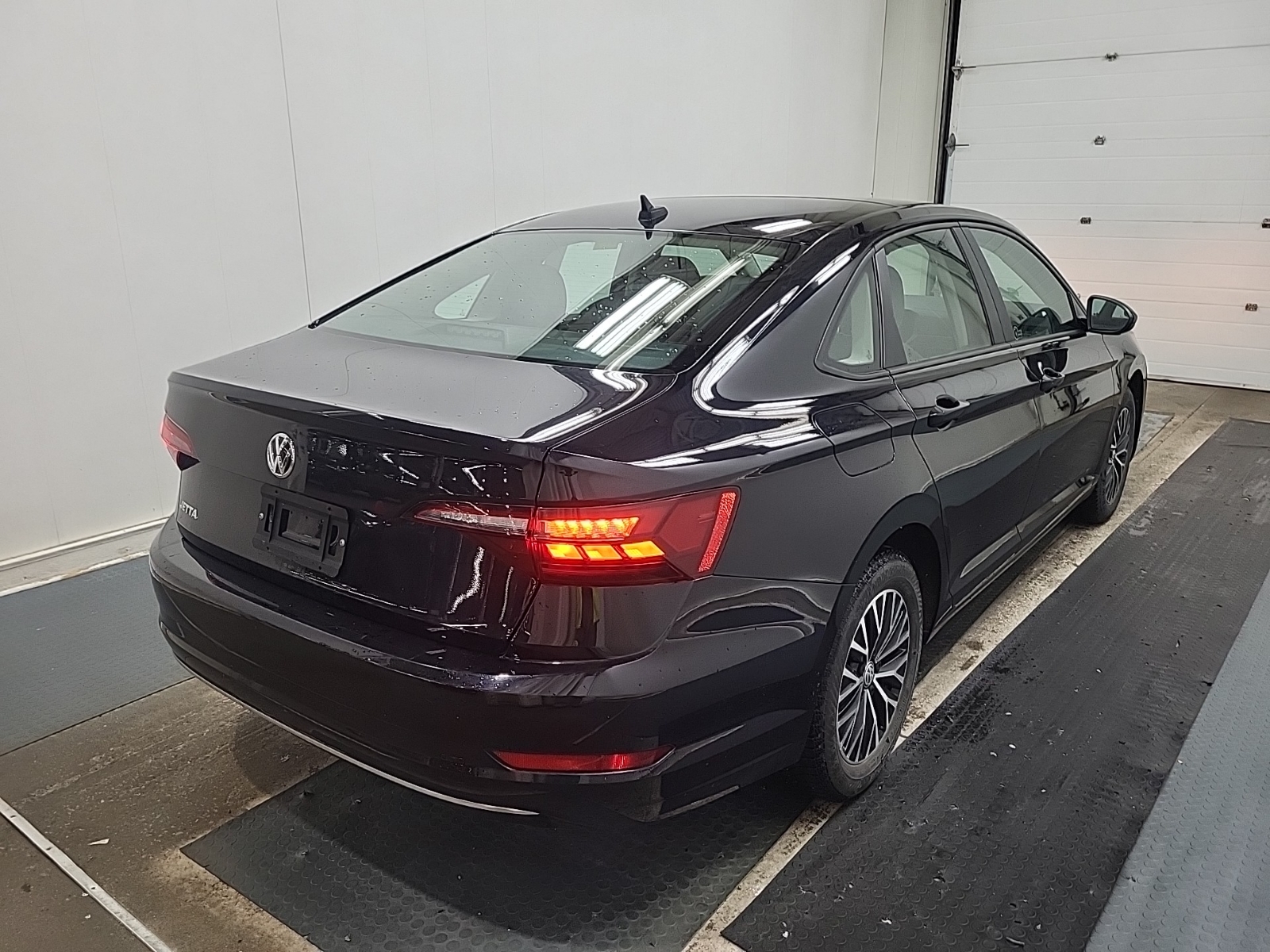 used 2020 Volkswagen Jetta car, priced at $20,562