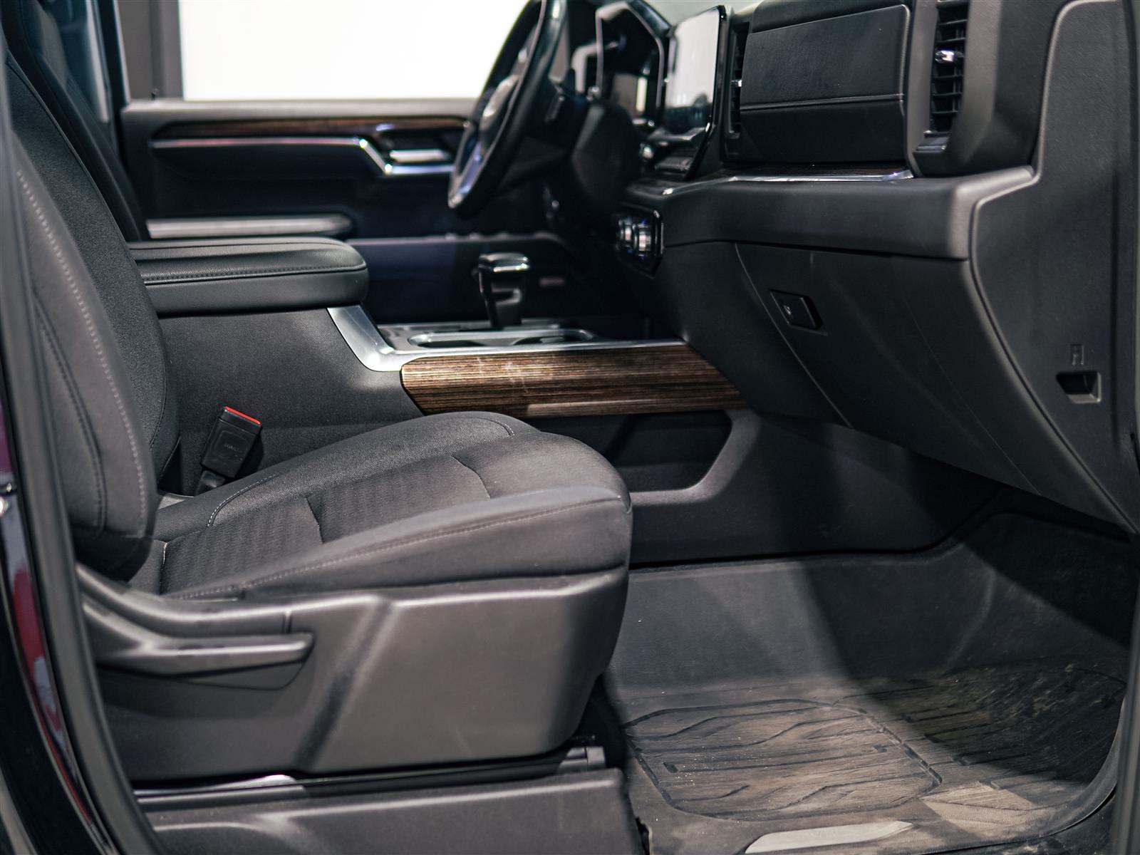 used 2024 GMC Sierra 1500 car, priced at $49,495