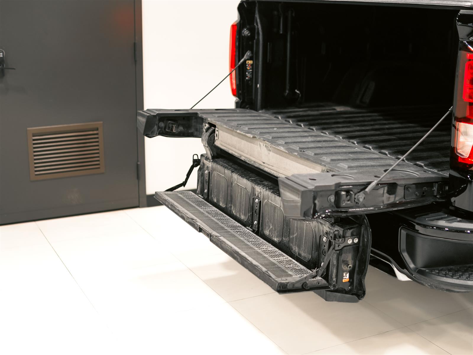 used 2024 GMC Sierra 1500 car, priced at $49,495