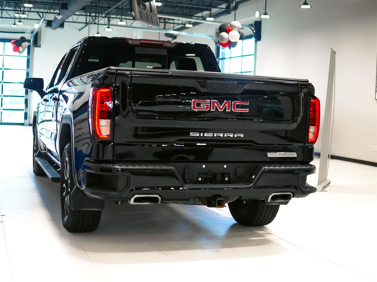 used 2024 GMC Sierra 1500 car, priced at $49,495