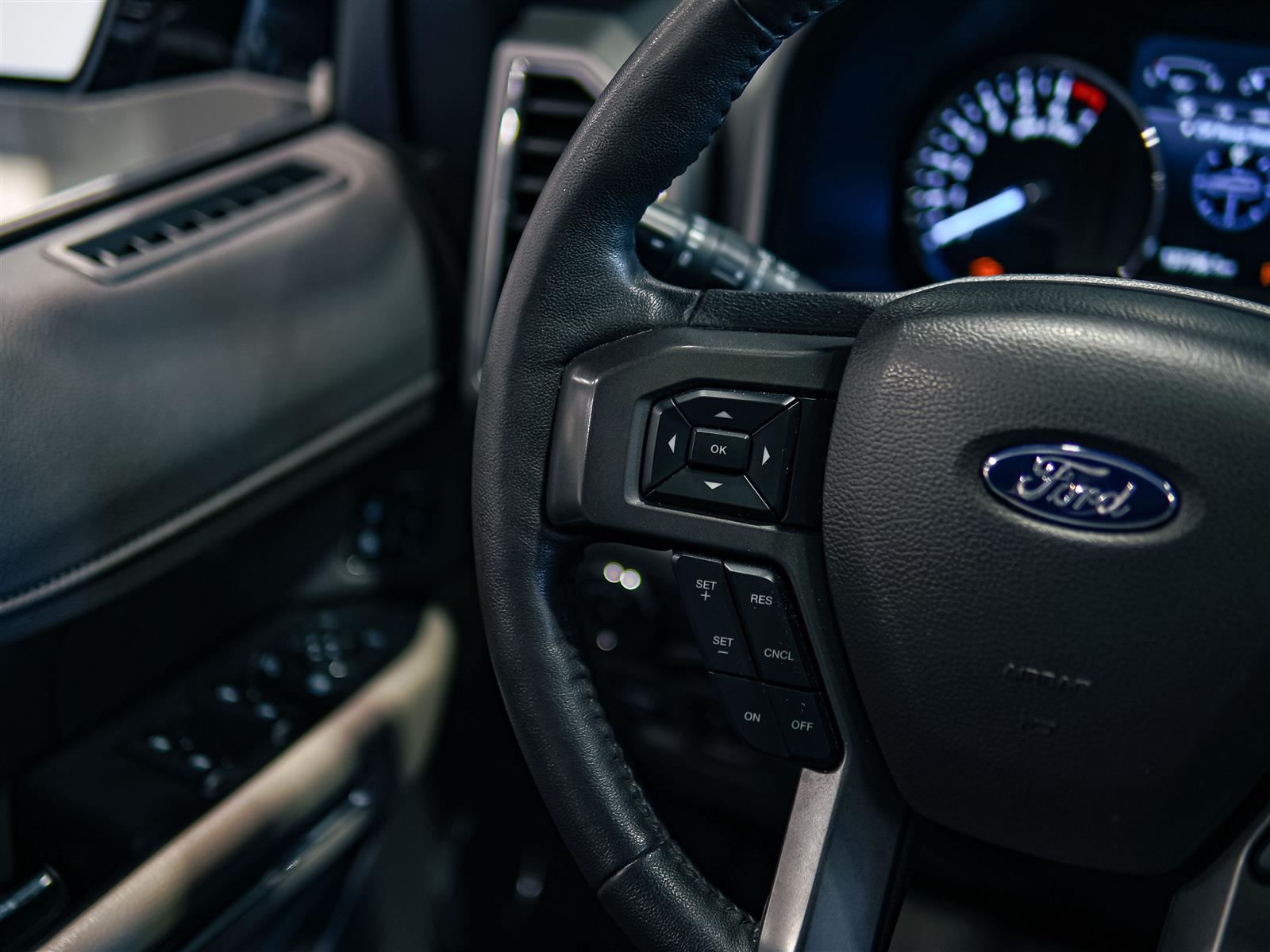 used 2019 Ford Expedition car, priced at $33,886