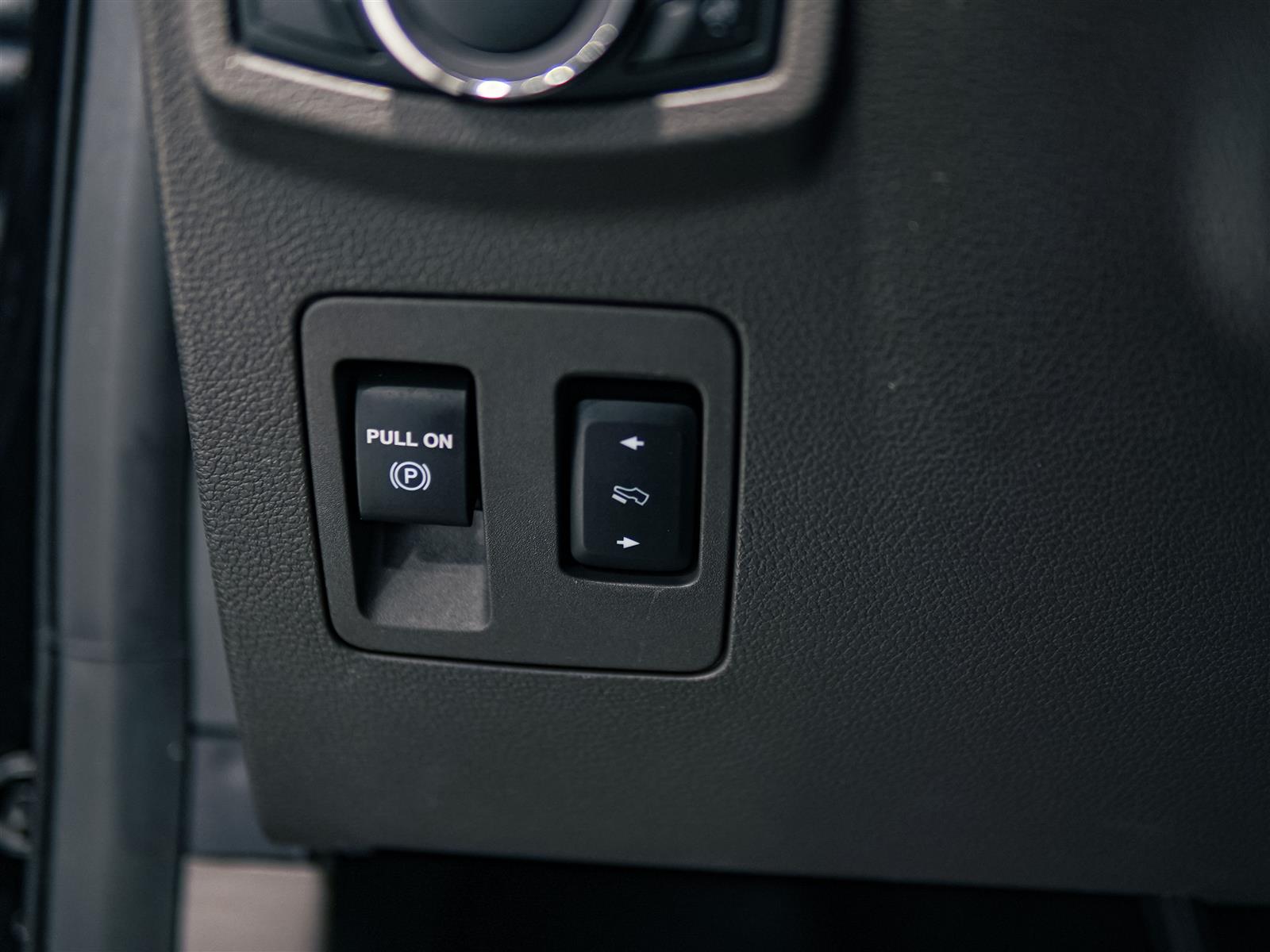 used 2019 Ford Expedition car, priced at $33,886