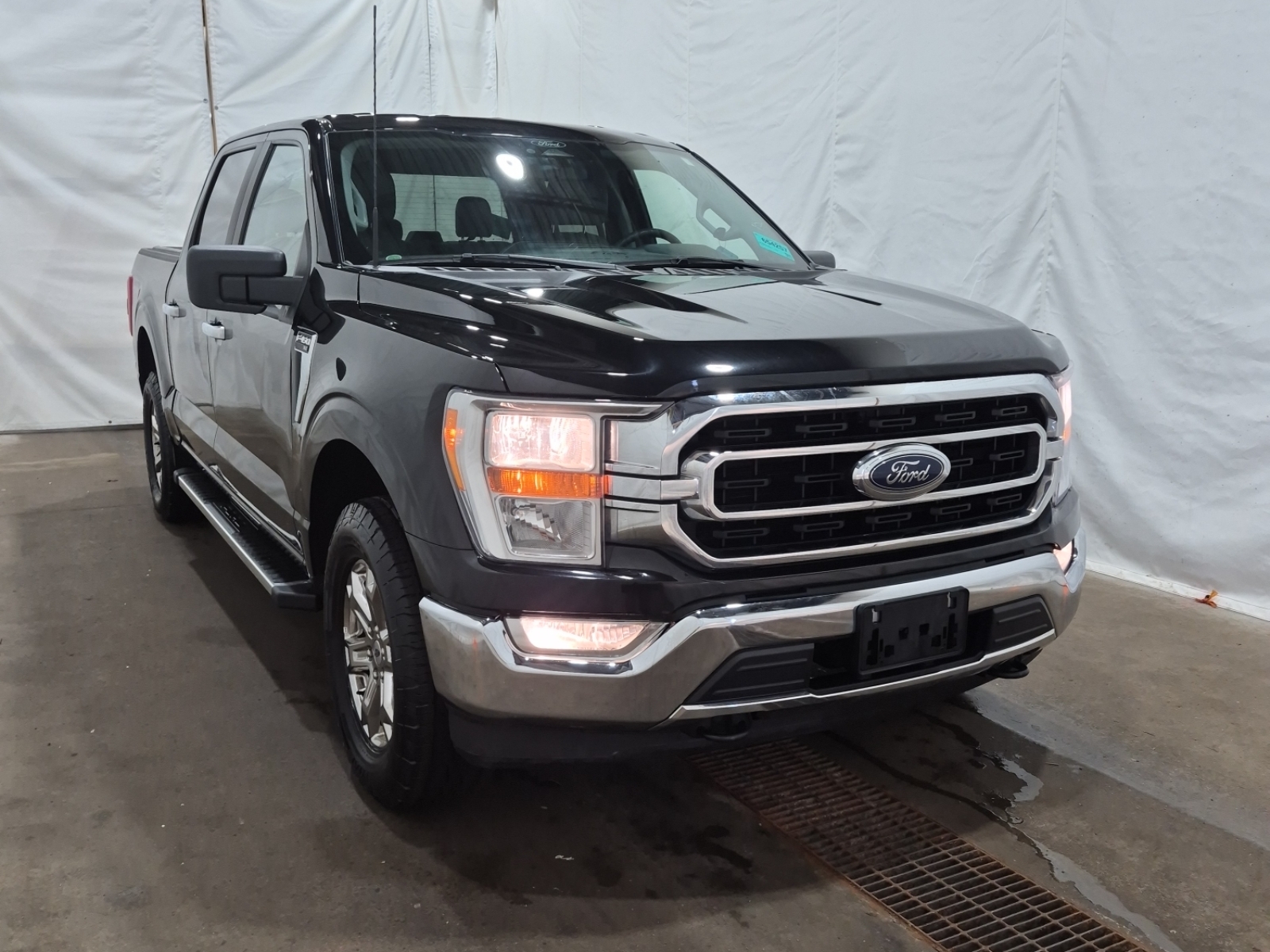 used 2022 Ford F-150 car, priced at $34,965