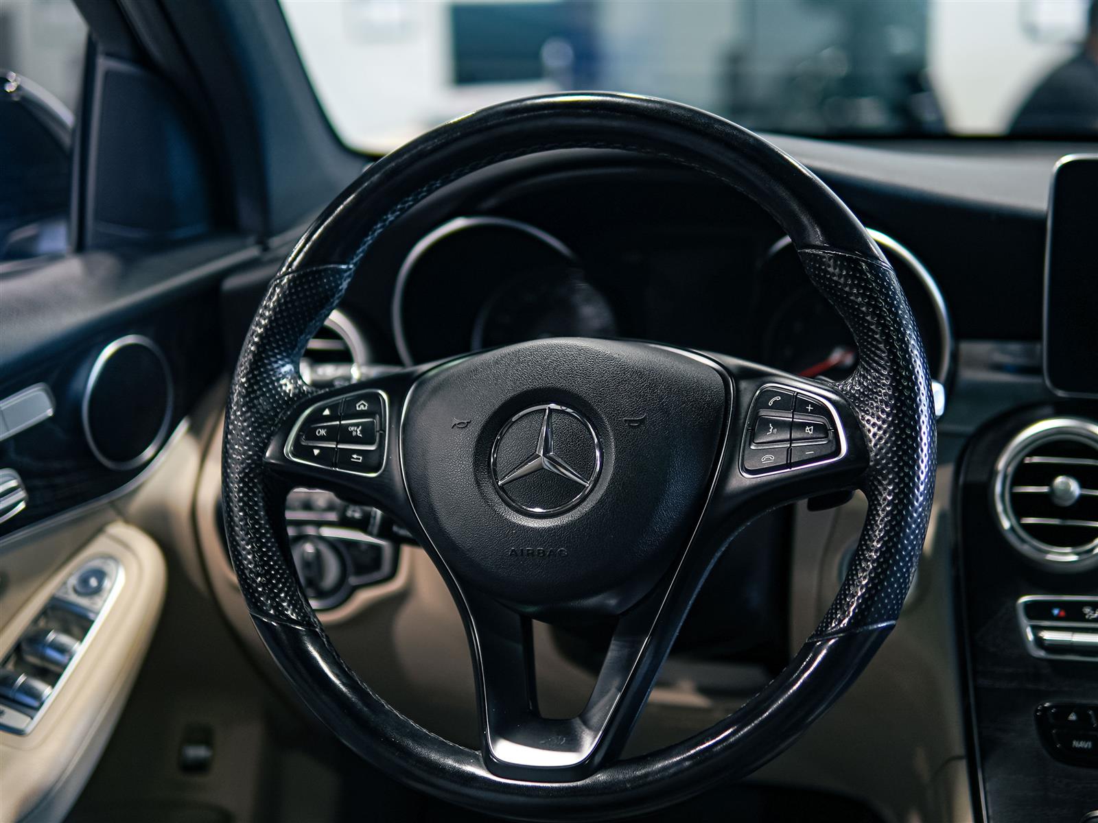 used 2019 Mercedes-Benz GLC 300 car, priced at $19,496