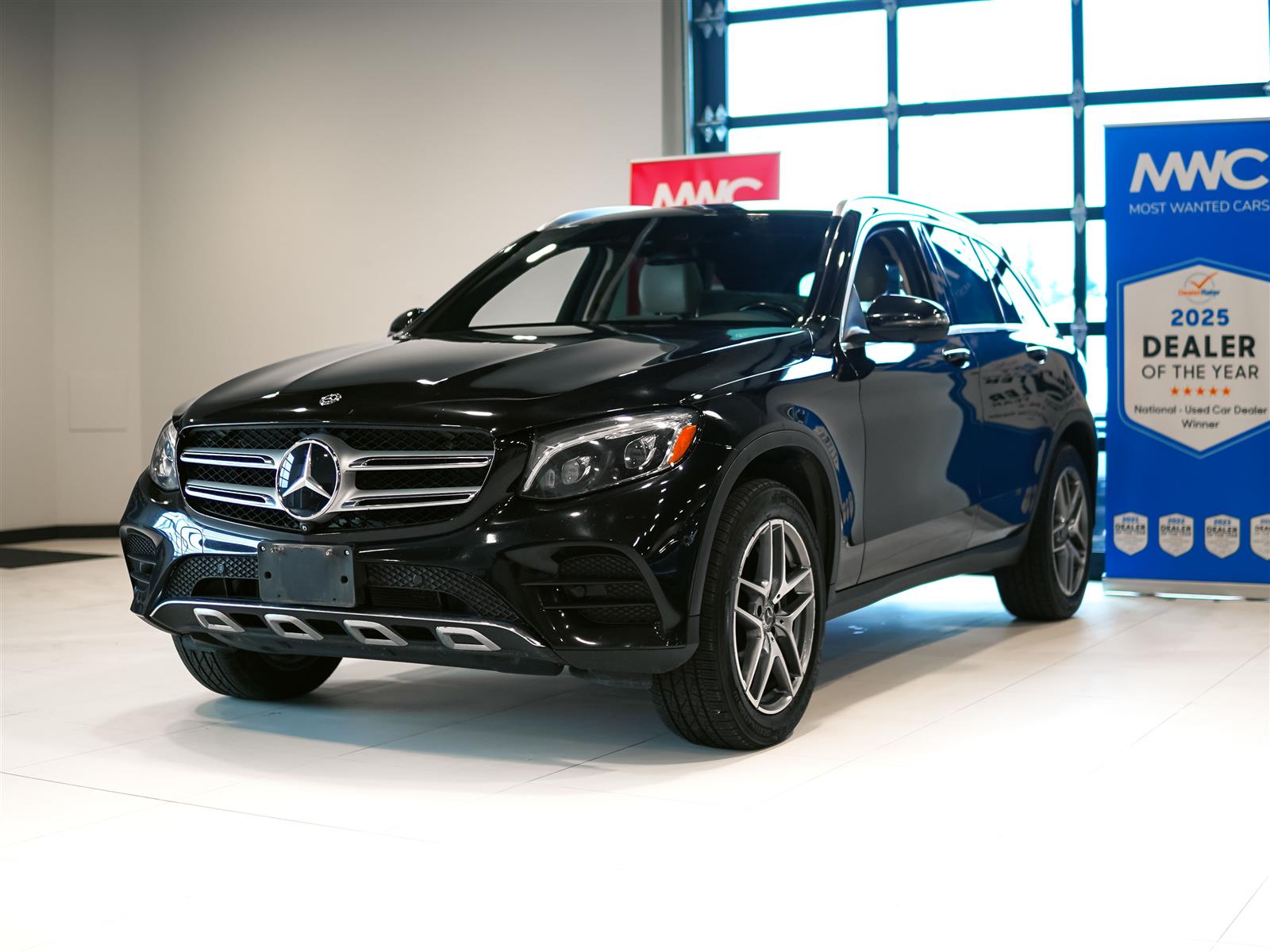 used 2019 Mercedes-Benz GLC 300 car, priced at $19,496