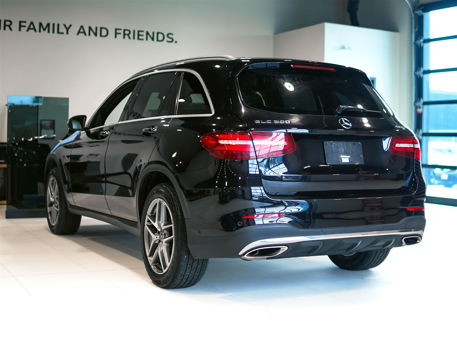 used 2019 Mercedes-Benz GLC 300 car, priced at $19,496