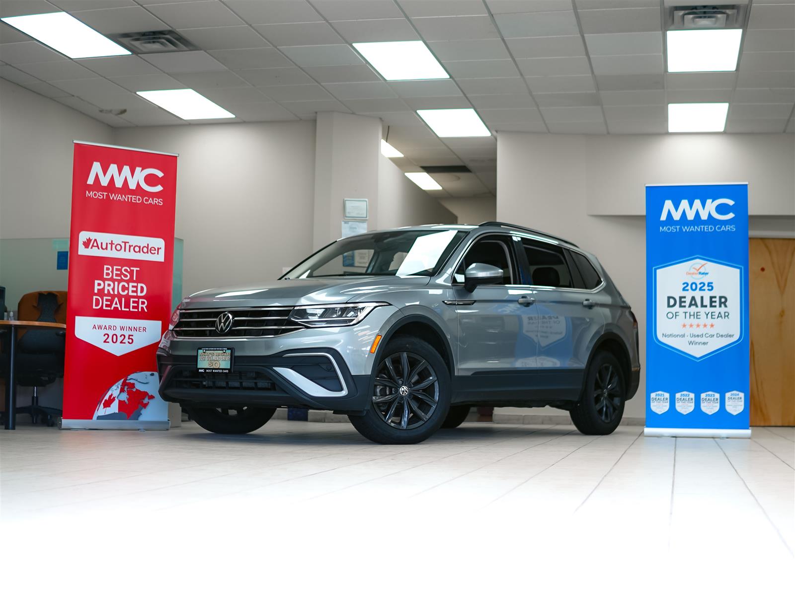 used 2024 Volkswagen Tiguan car, priced at $24,962