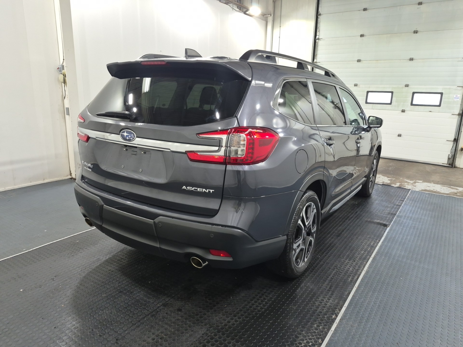 used 2023 Subaru Ascent car, priced at $39,993