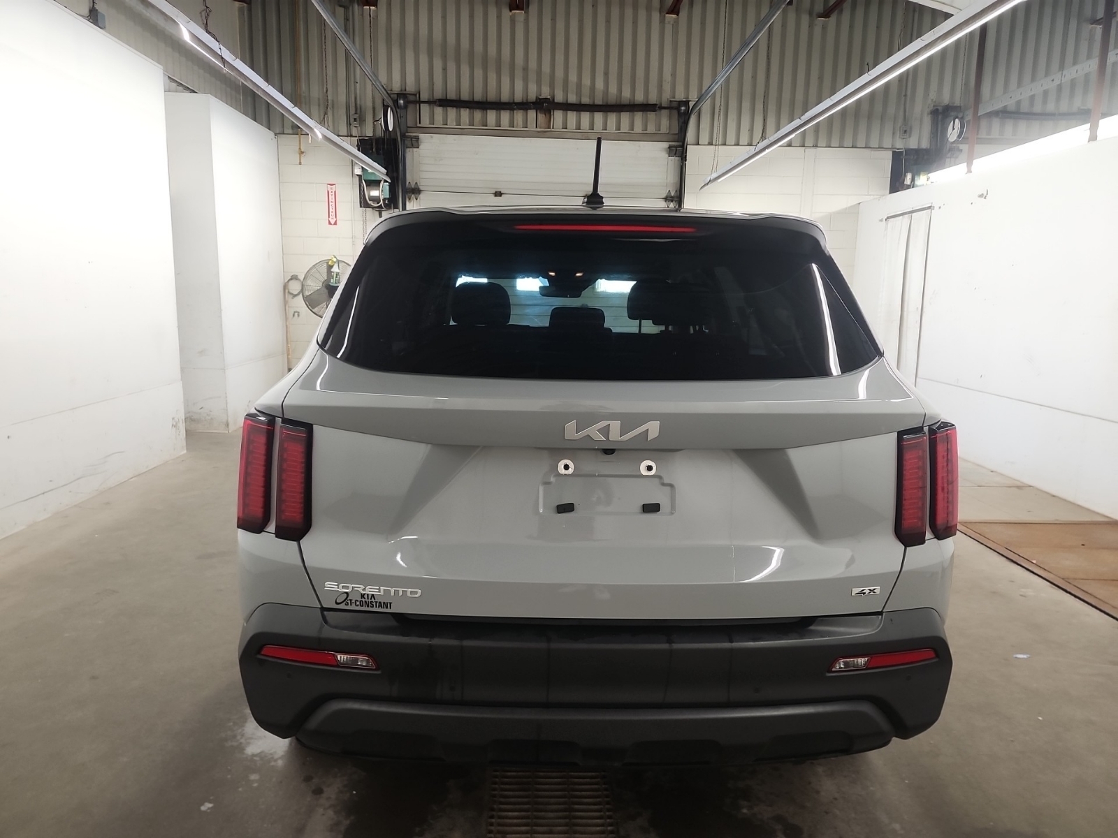 used 2023 Kia Sorento car, priced at $27,962