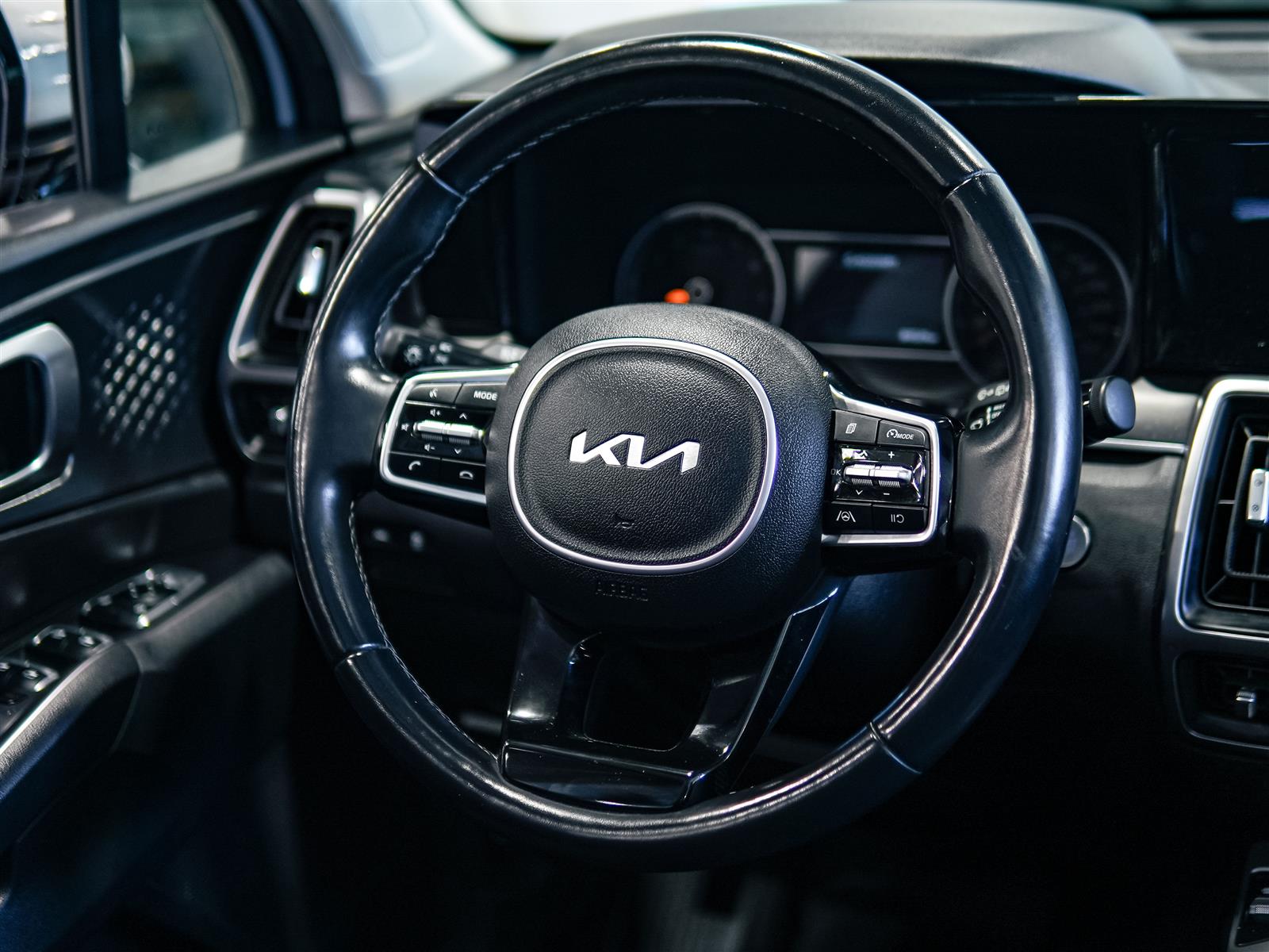 used 2023 Kia Sorento car, priced at $26,981