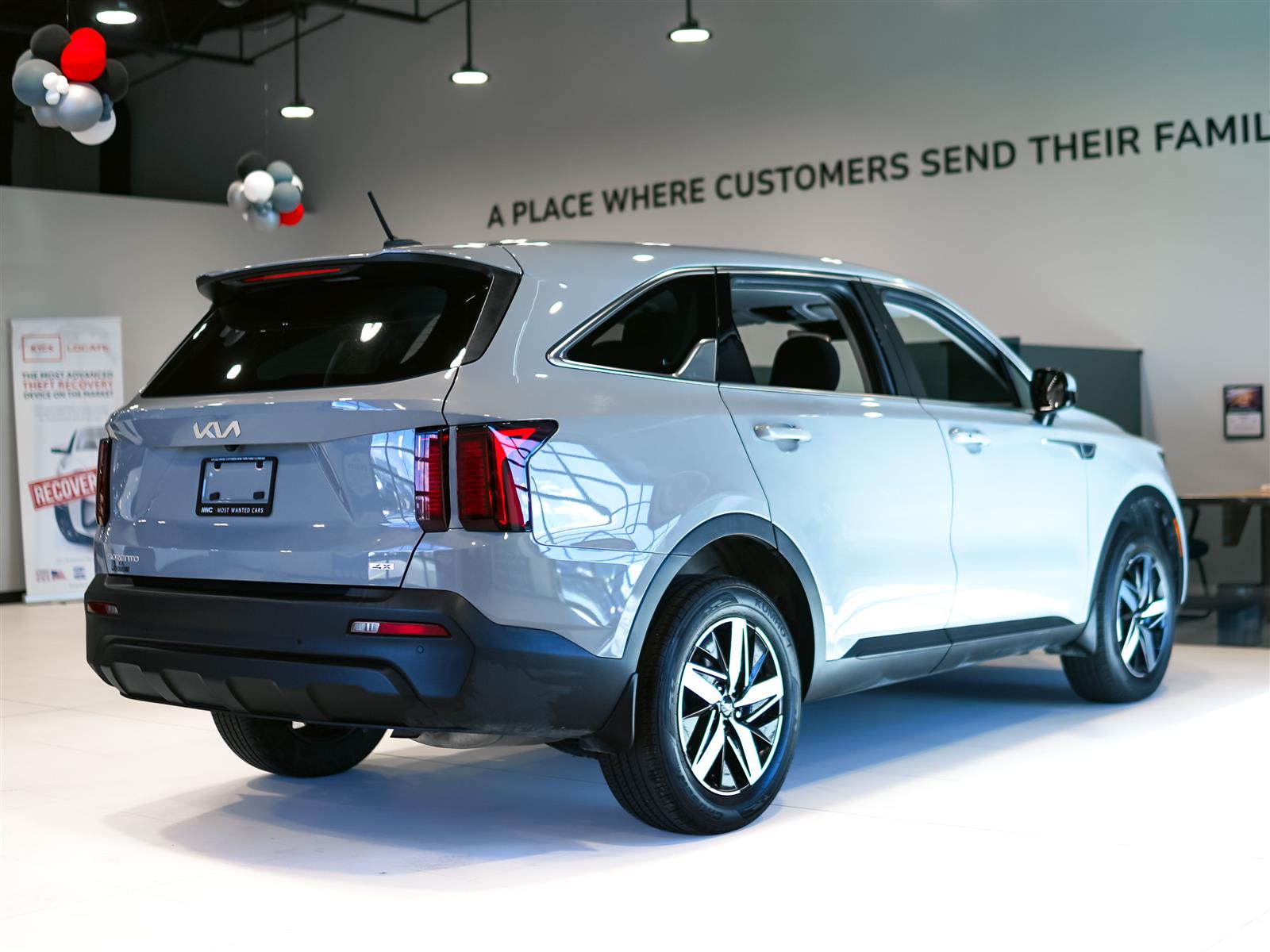 used 2023 Kia Sorento car, priced at $26,981