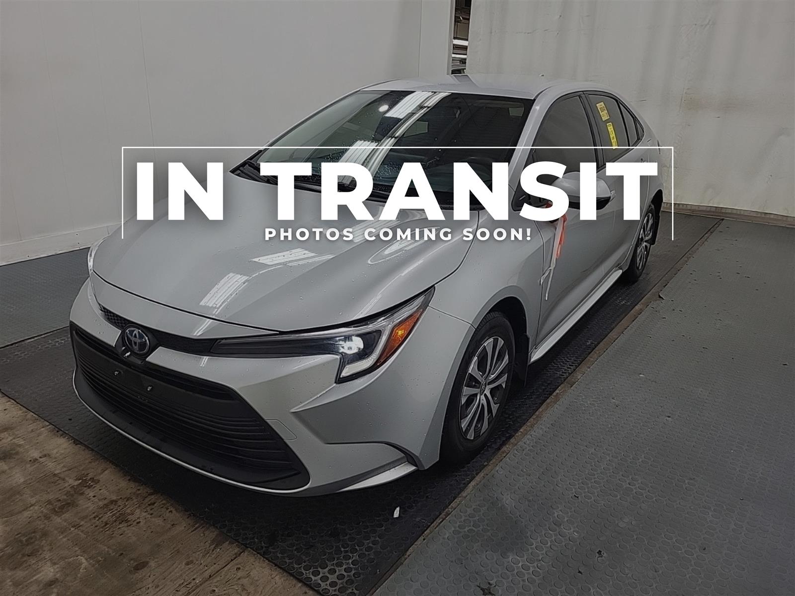 Silver 2023 Toyota Corolla Hybrid Sedan Front-Wheel Drive Automatic
