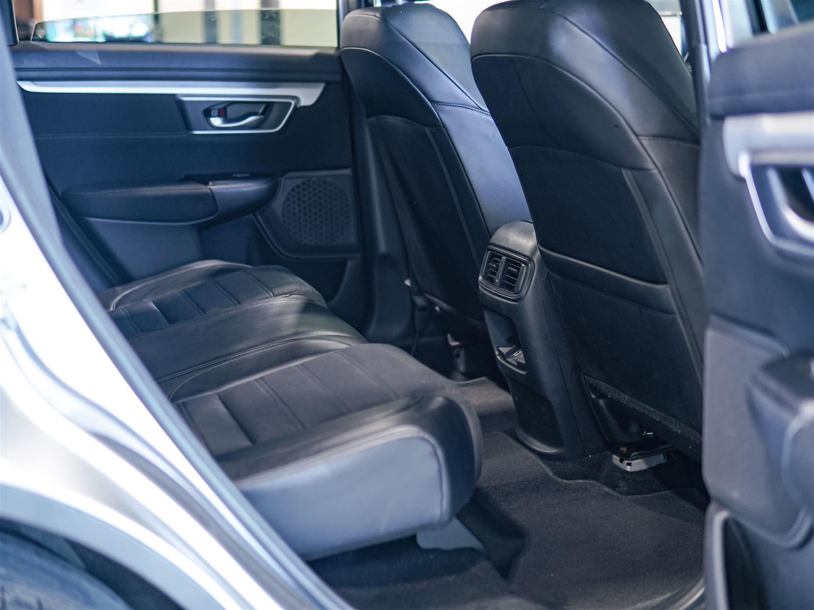 used 2020 Honda CR-V car, priced at $24,962