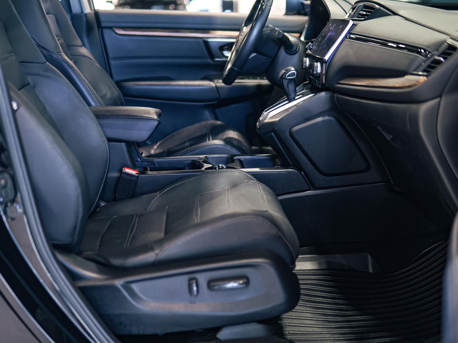 used 2019 Honda CR-V car, priced at $27,962
