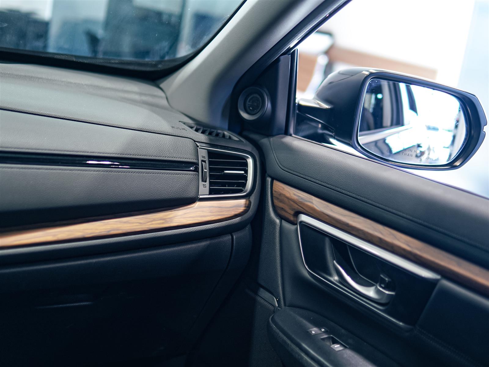 used 2019 Honda CR-V car, priced at $27,962