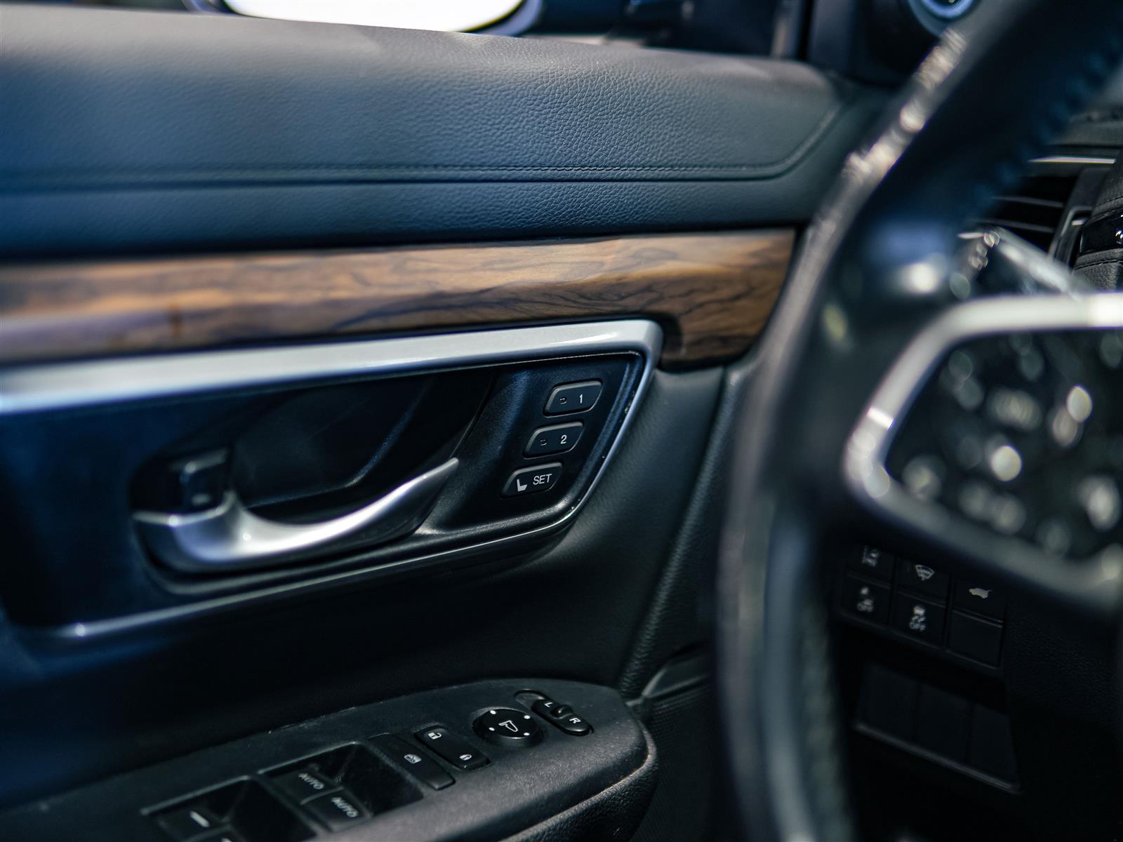 used 2019 Honda CR-V car, priced at $27,962