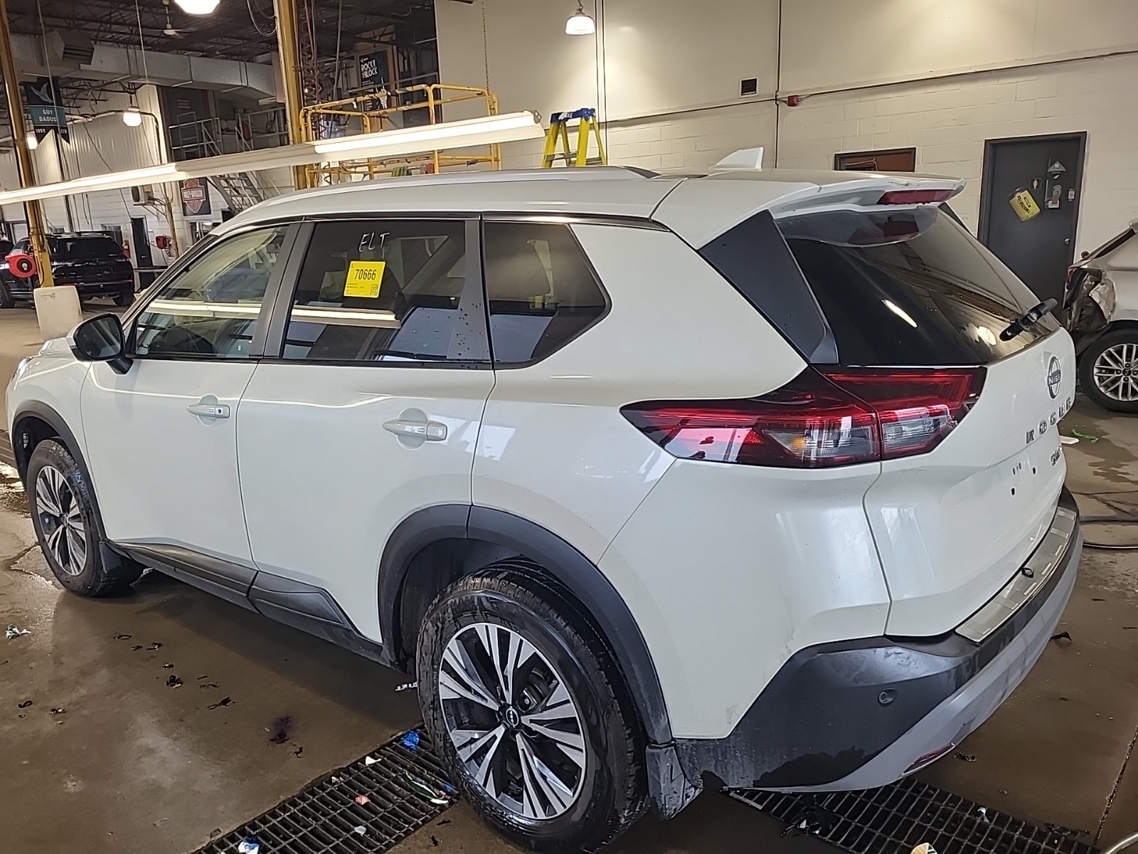 used 2023 Nissan Rogue car, priced at $22,962