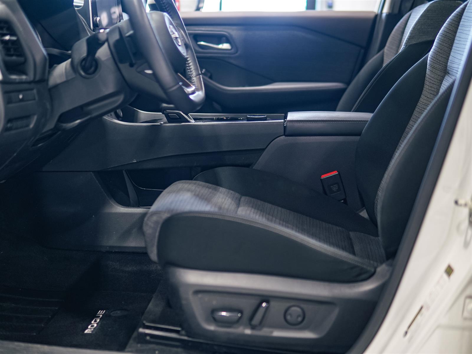 used 2023 Nissan Rogue car, priced at $22,962