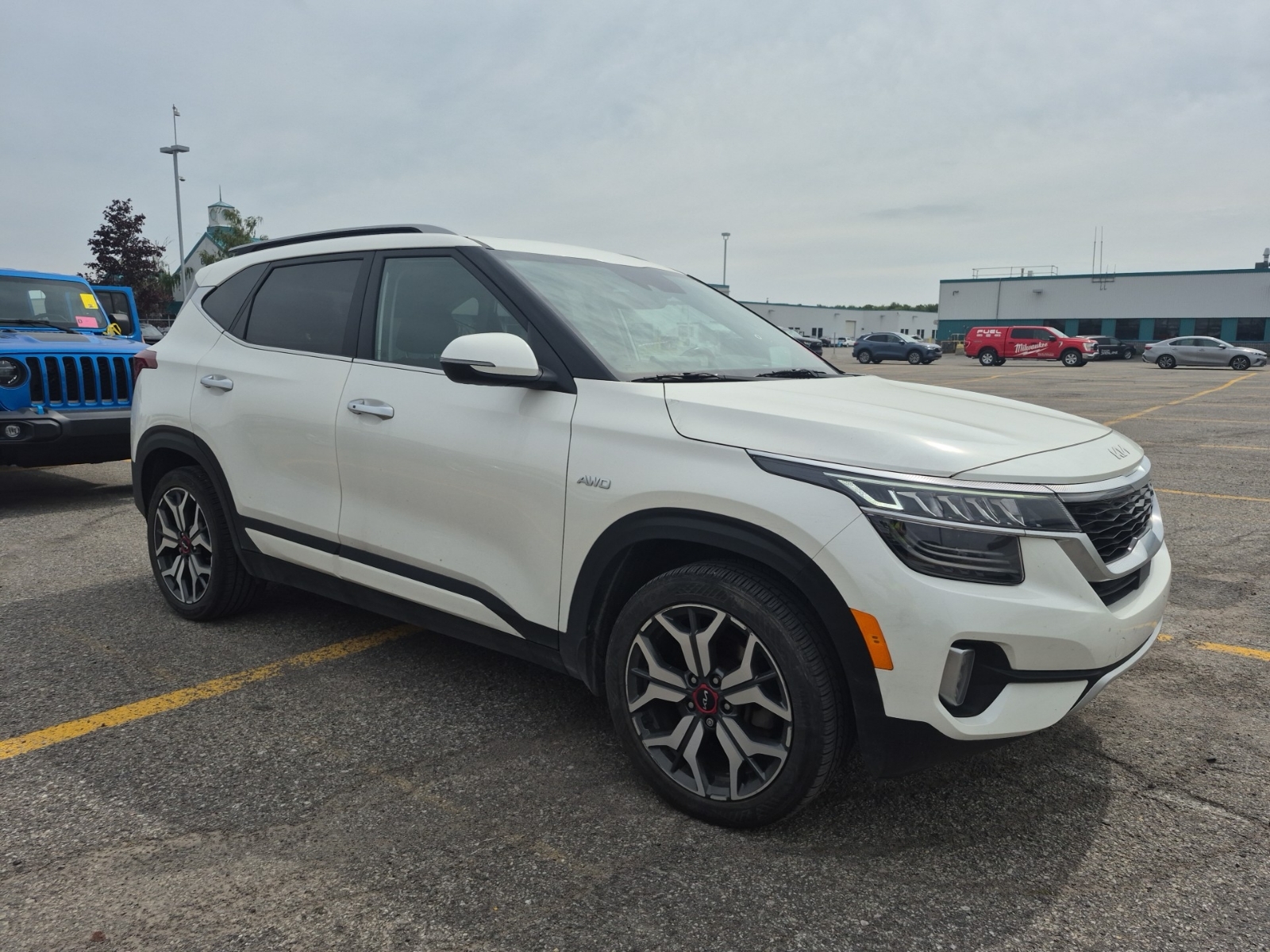 used 2023 Kia Seltos car, priced at $24,462
