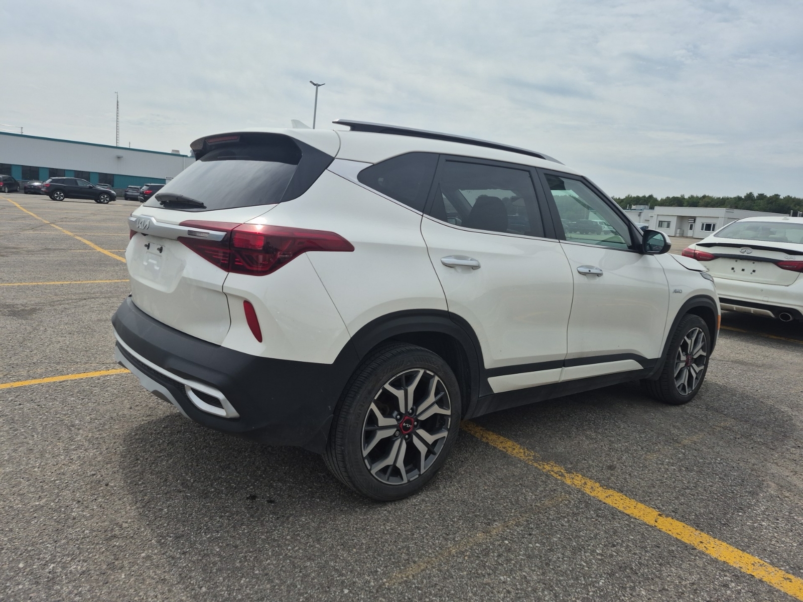 used 2023 Kia Seltos car, priced at $24,462