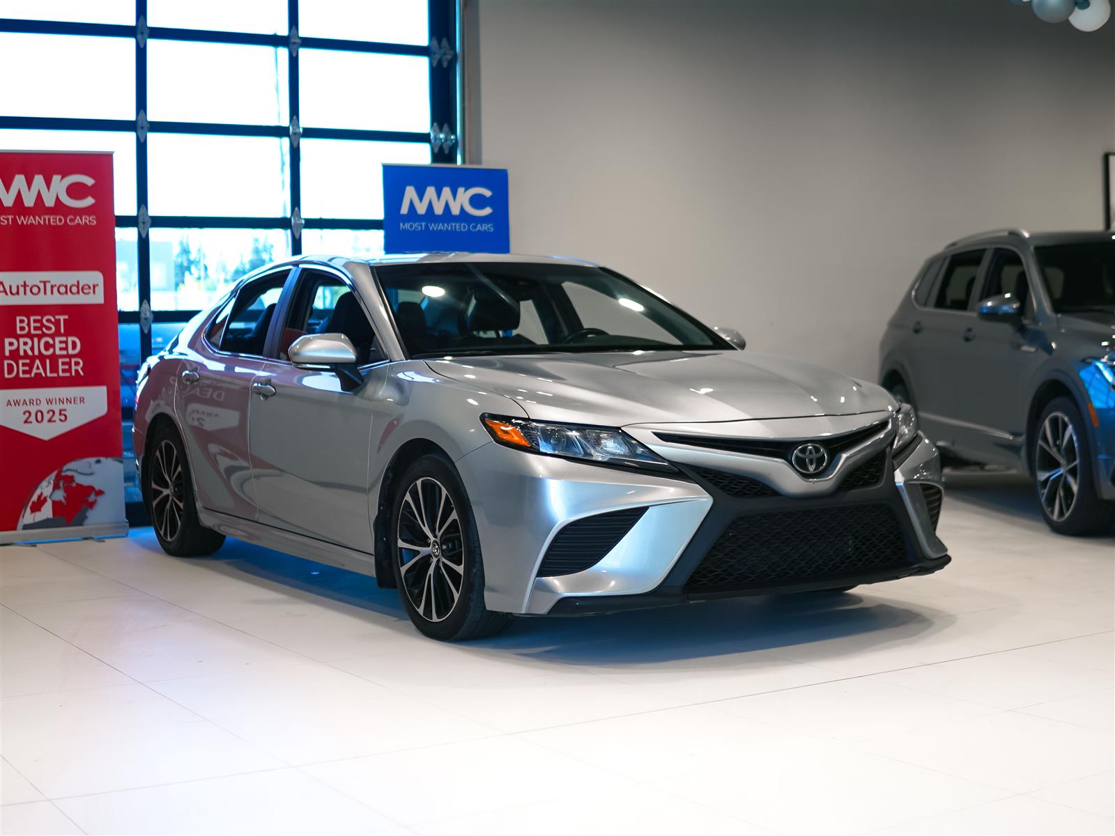 used 2018 Toyota Camry car, priced at $20,962