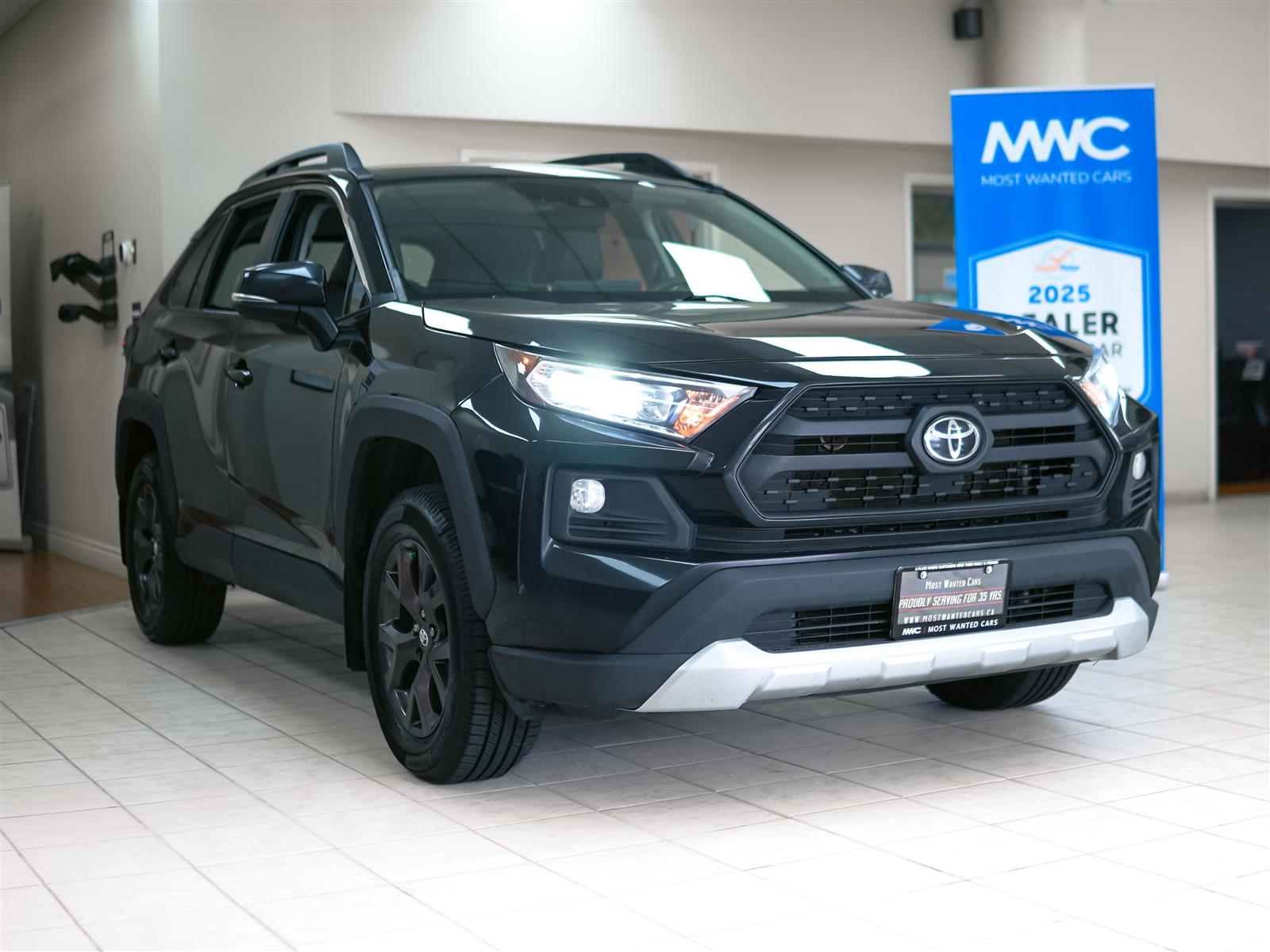 used 2020 Toyota RAV4 car, priced at $31,752