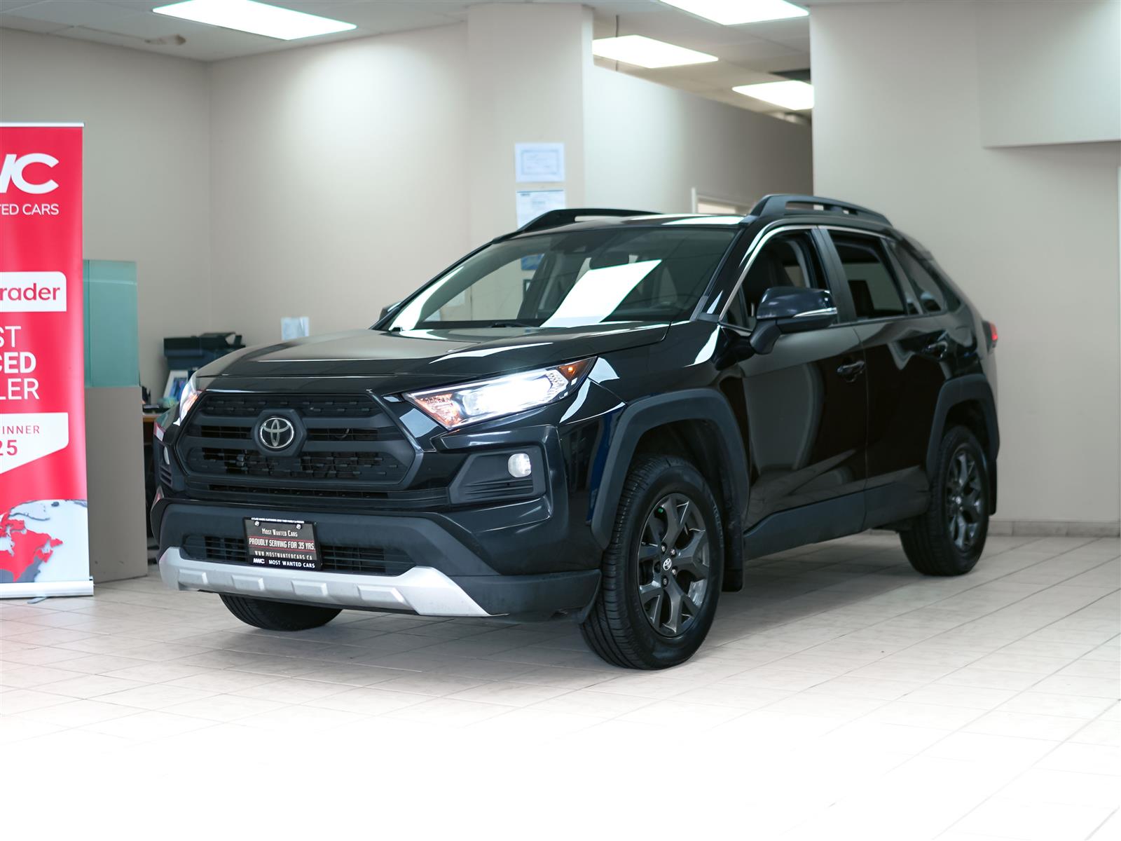 used 2020 Toyota RAV4 car, priced at $31,752