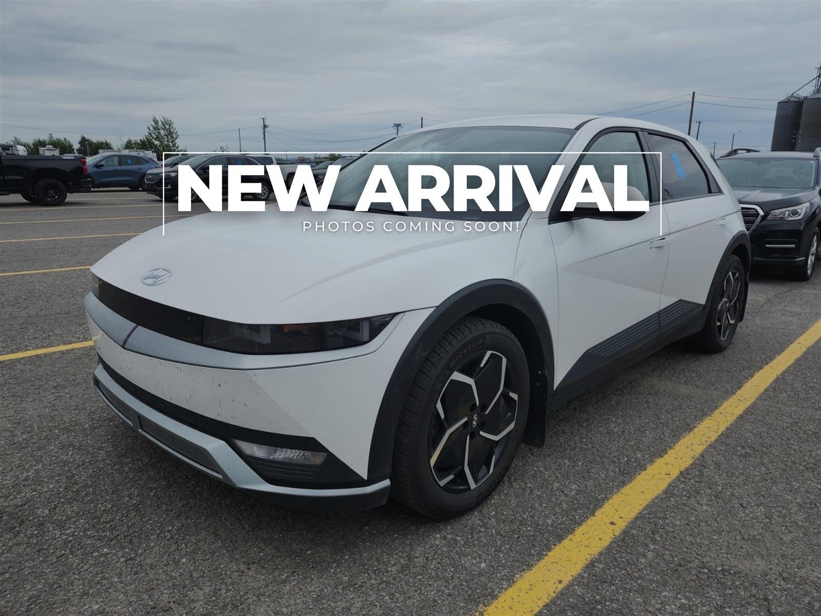 White 2024 Hyundai Ioniq 5 SUV / Crossover  Automatic