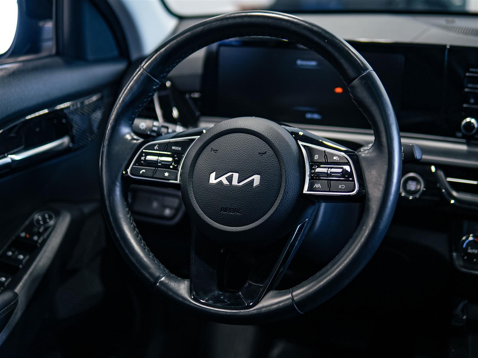 used 2025 Kia Seltos car, priced at $25,662