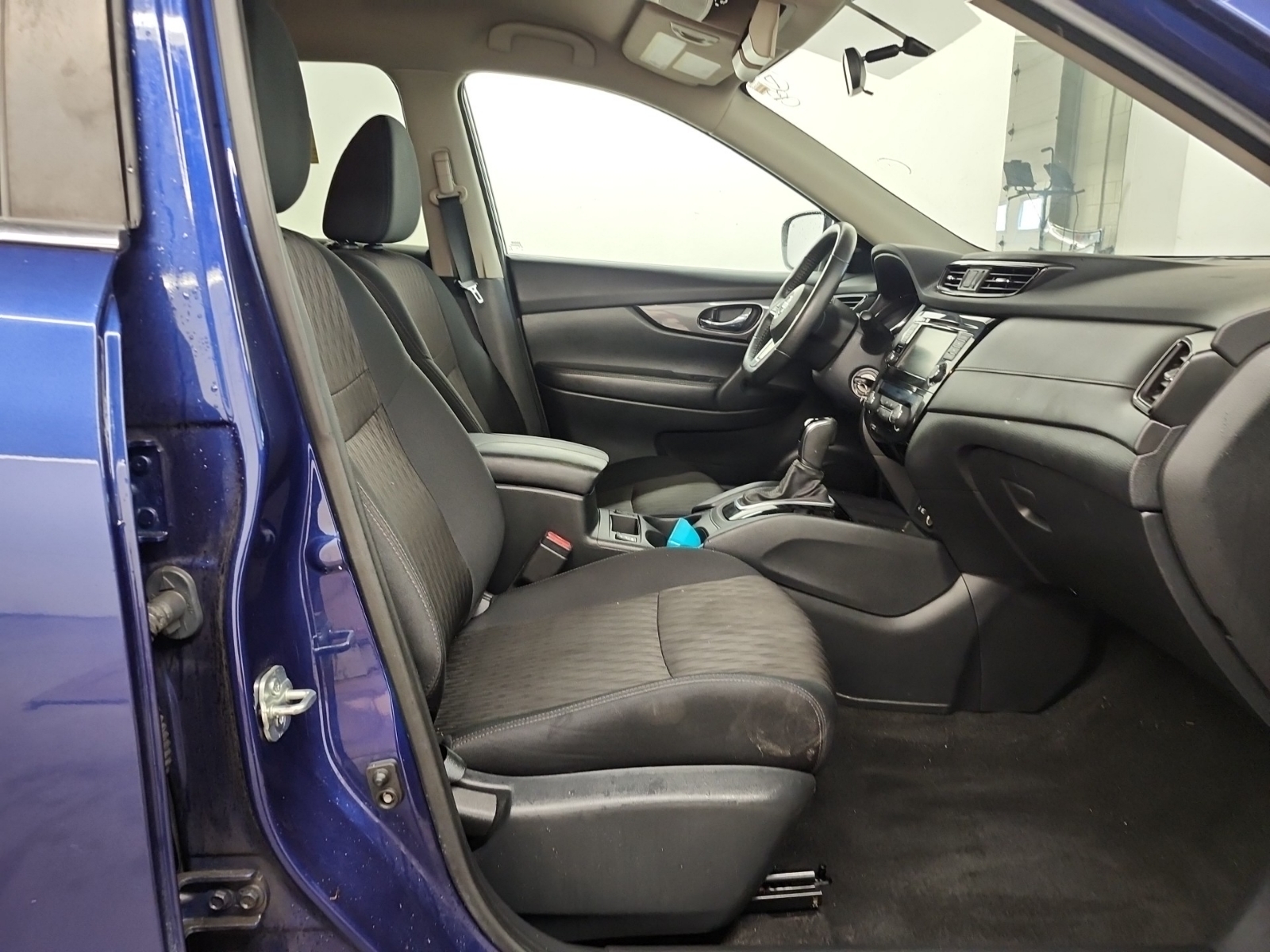 used 2020 Nissan Rogue car, priced at $18,968