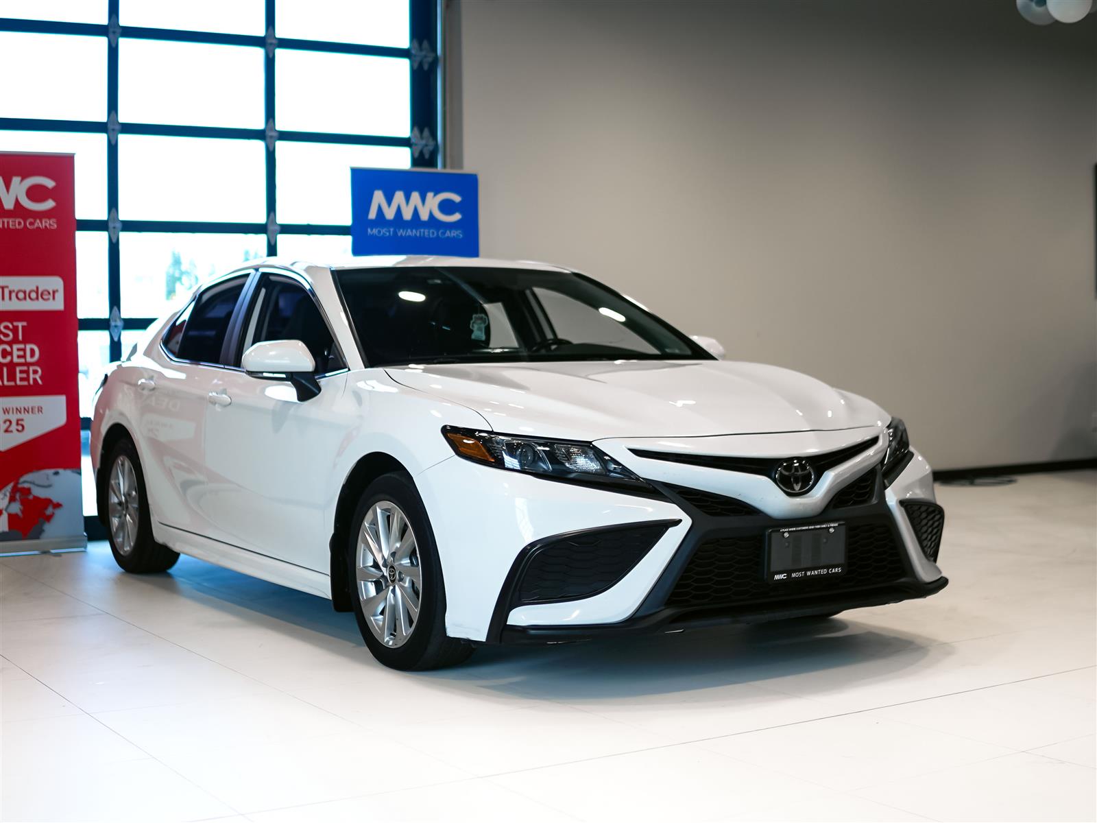 used 2023 Toyota Camry car, priced at $25,962