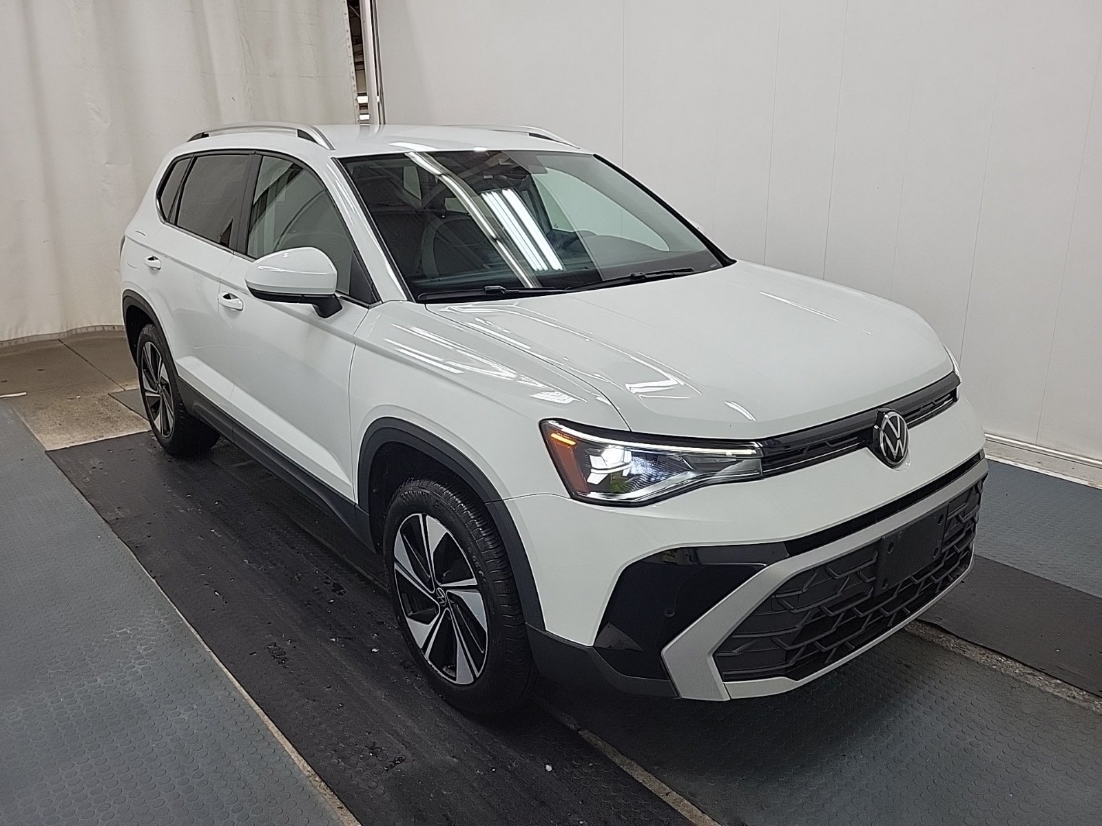 used 2025 Volkswagen Taos car, priced at $30,462