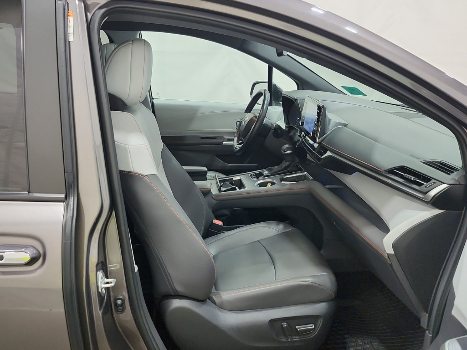 used 2022 Toyota Sienna car, priced at $42,994