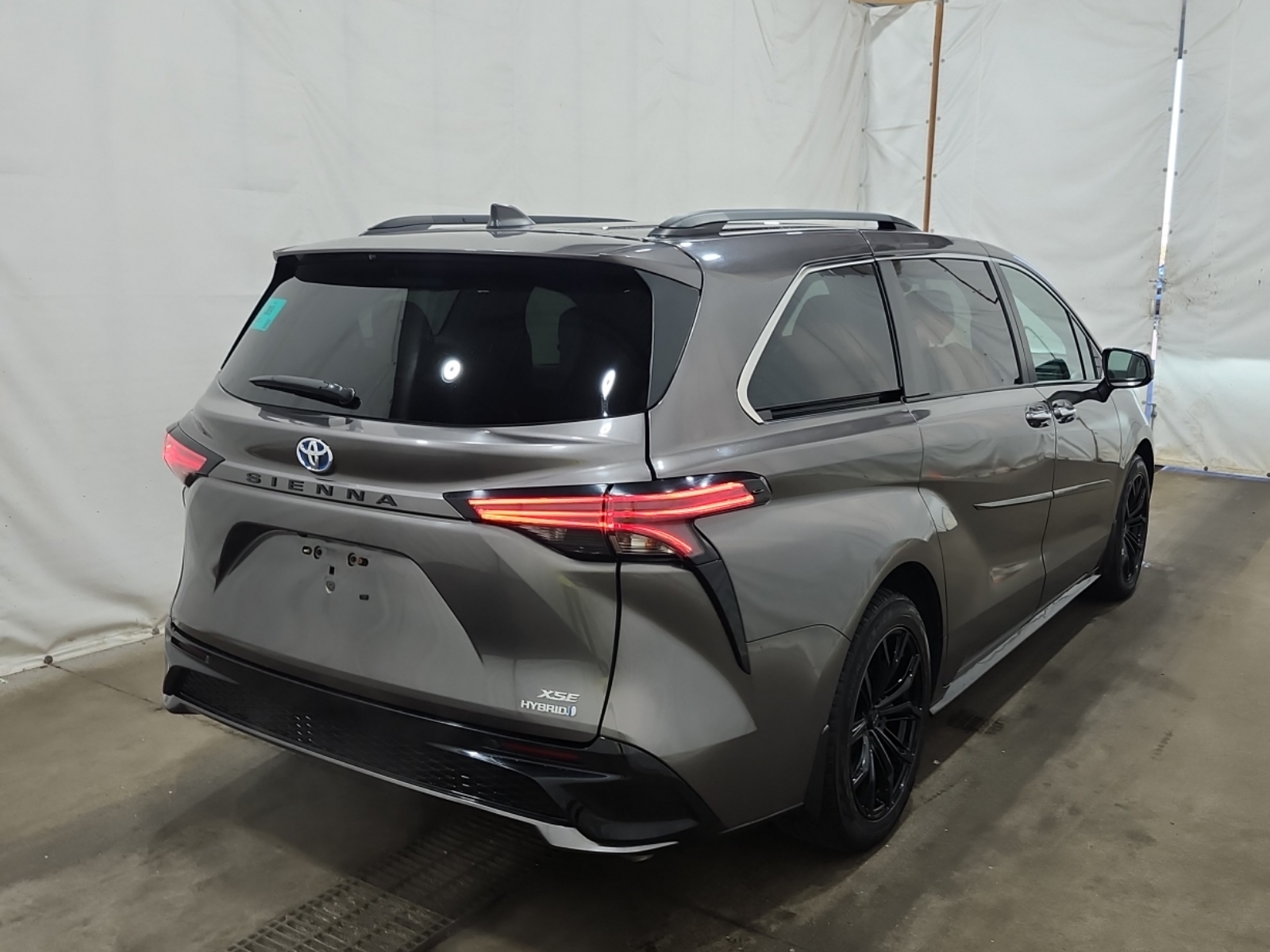 used 2022 Toyota Sienna car, priced at $42,994