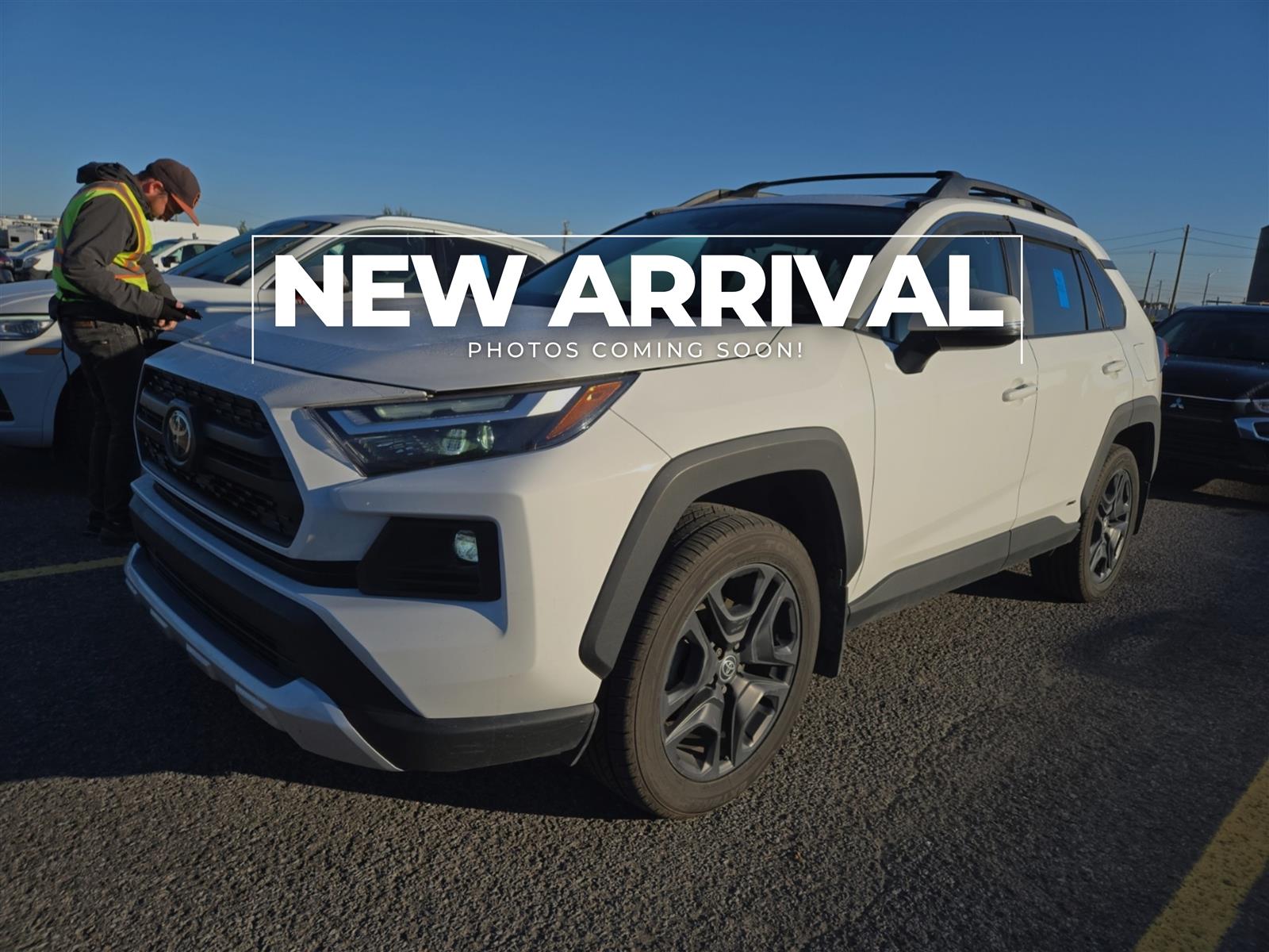 White 2022 Toyota RAV4 SUV / Crossover  Automatic