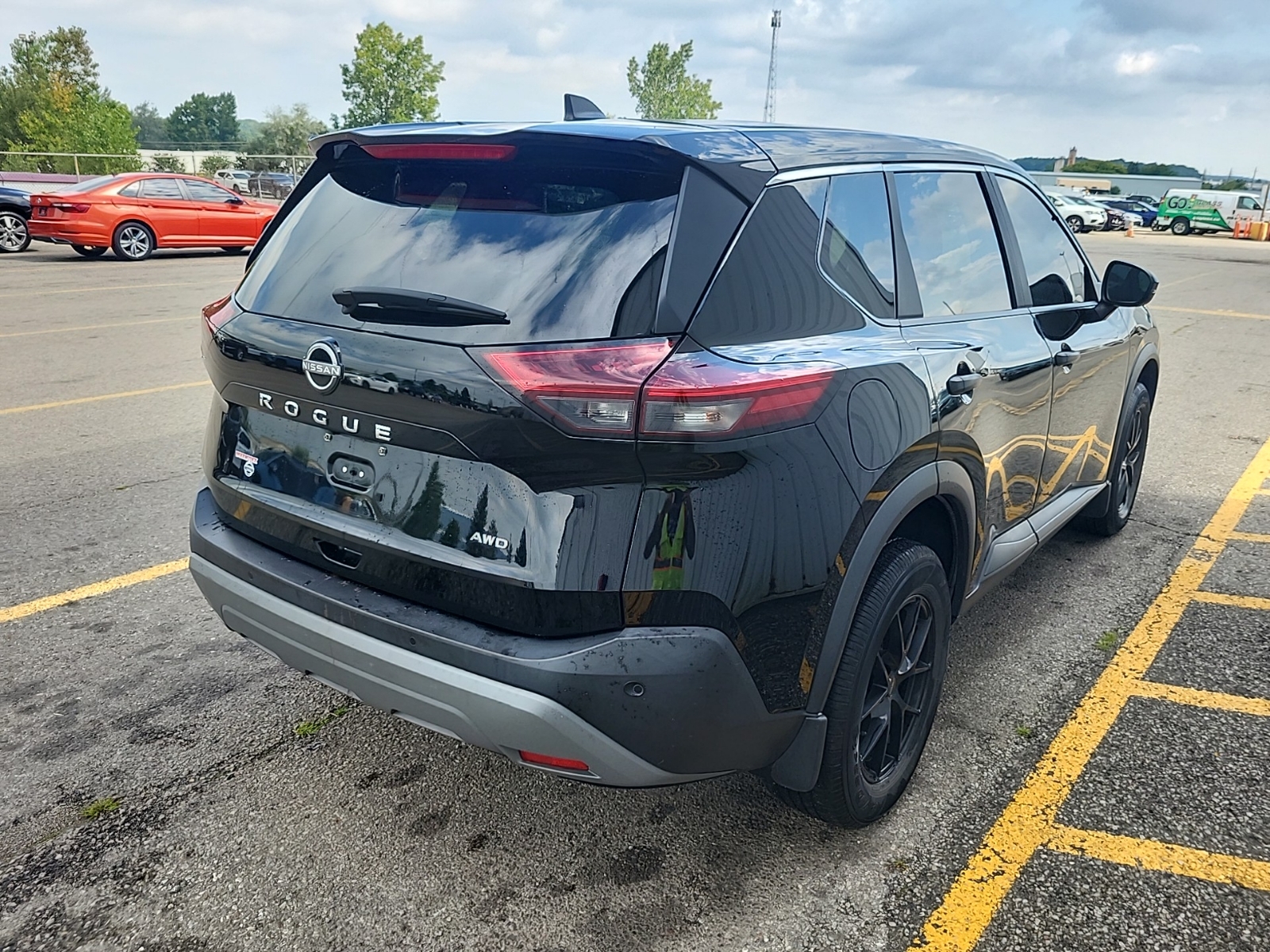 used 2023 Nissan Rogue car, priced at $21,492