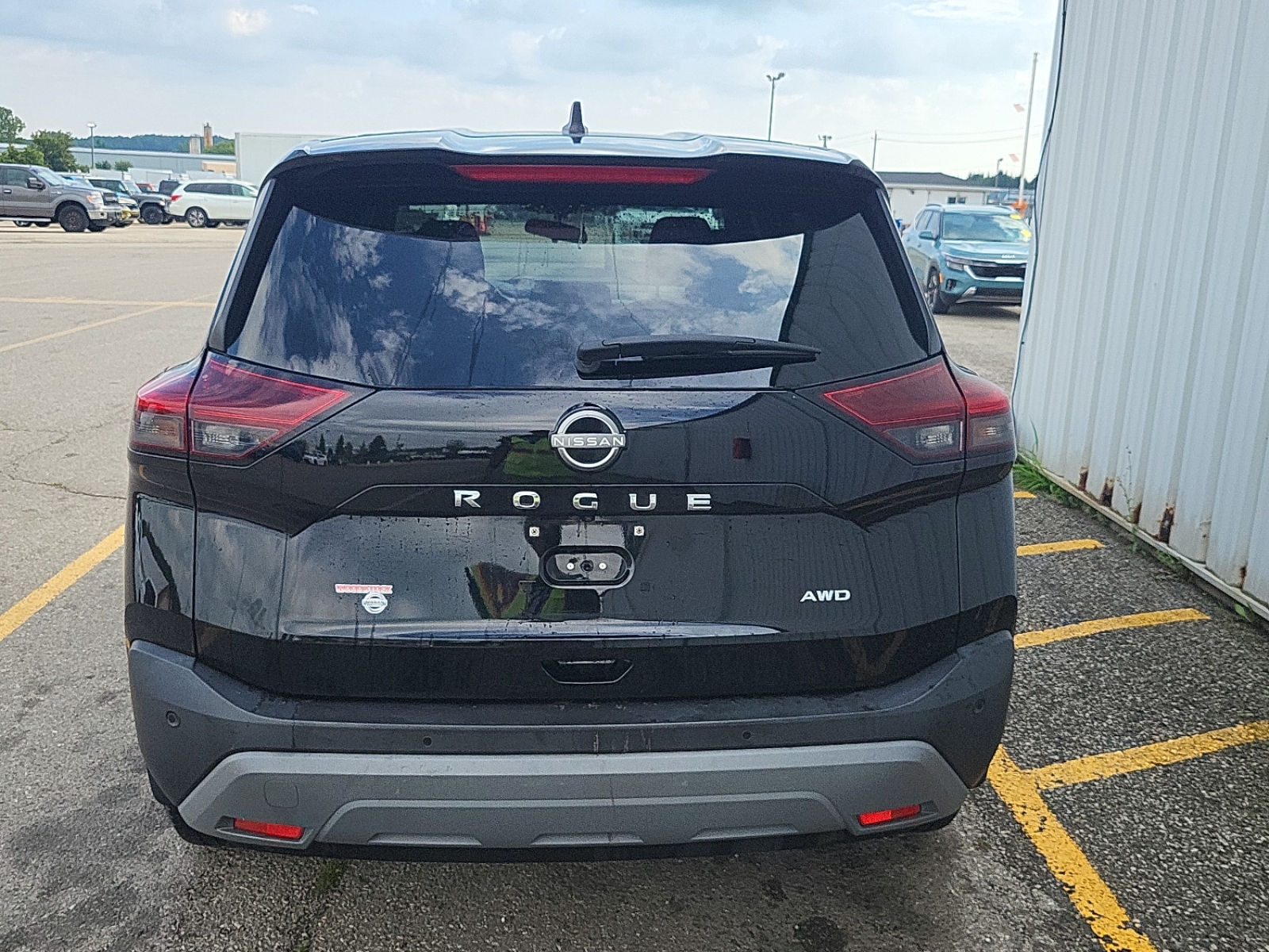 used 2023 Nissan Rogue car, priced at $21,492
