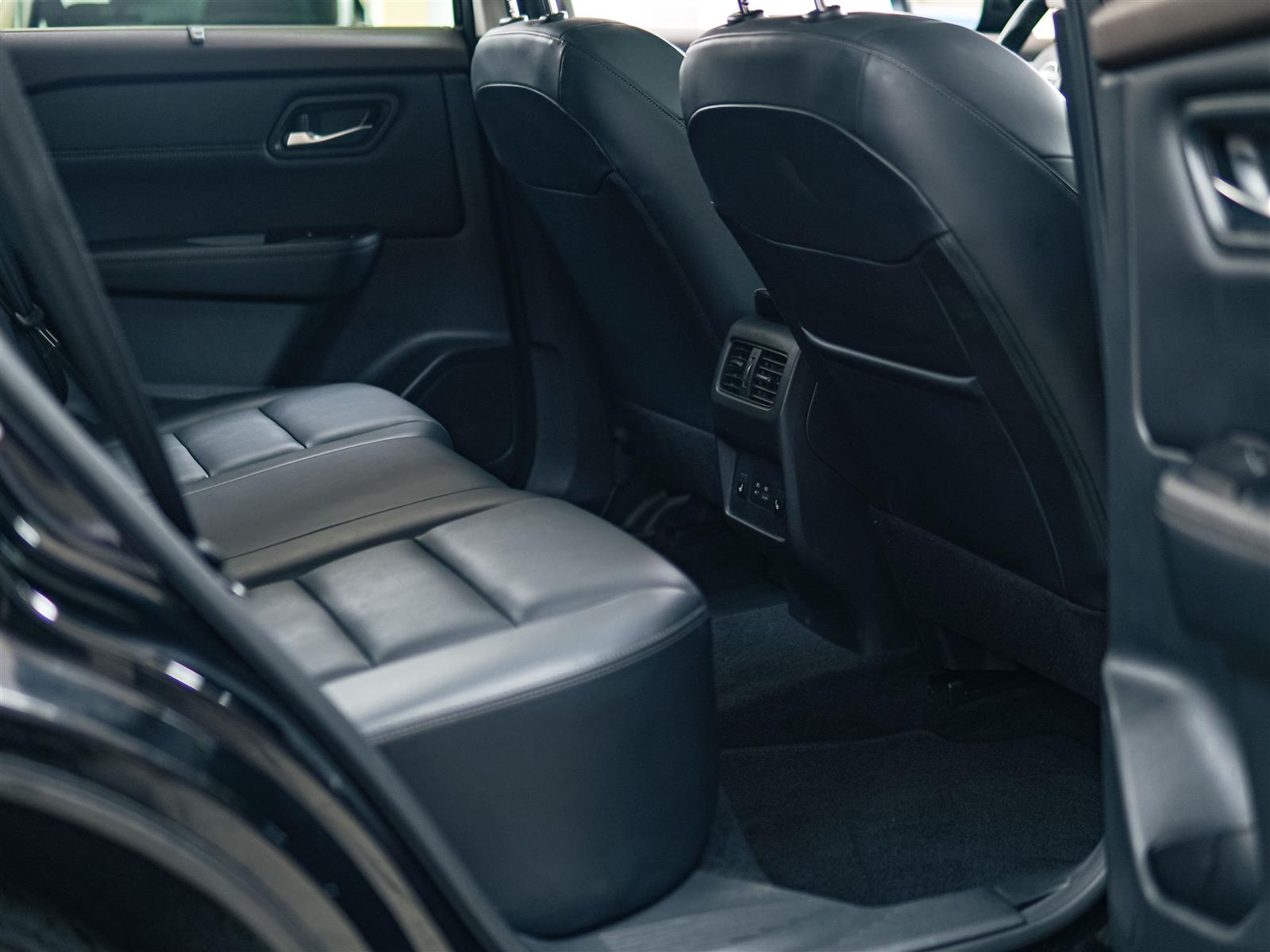 used 2023 Nissan Rogue car, priced at $25,962