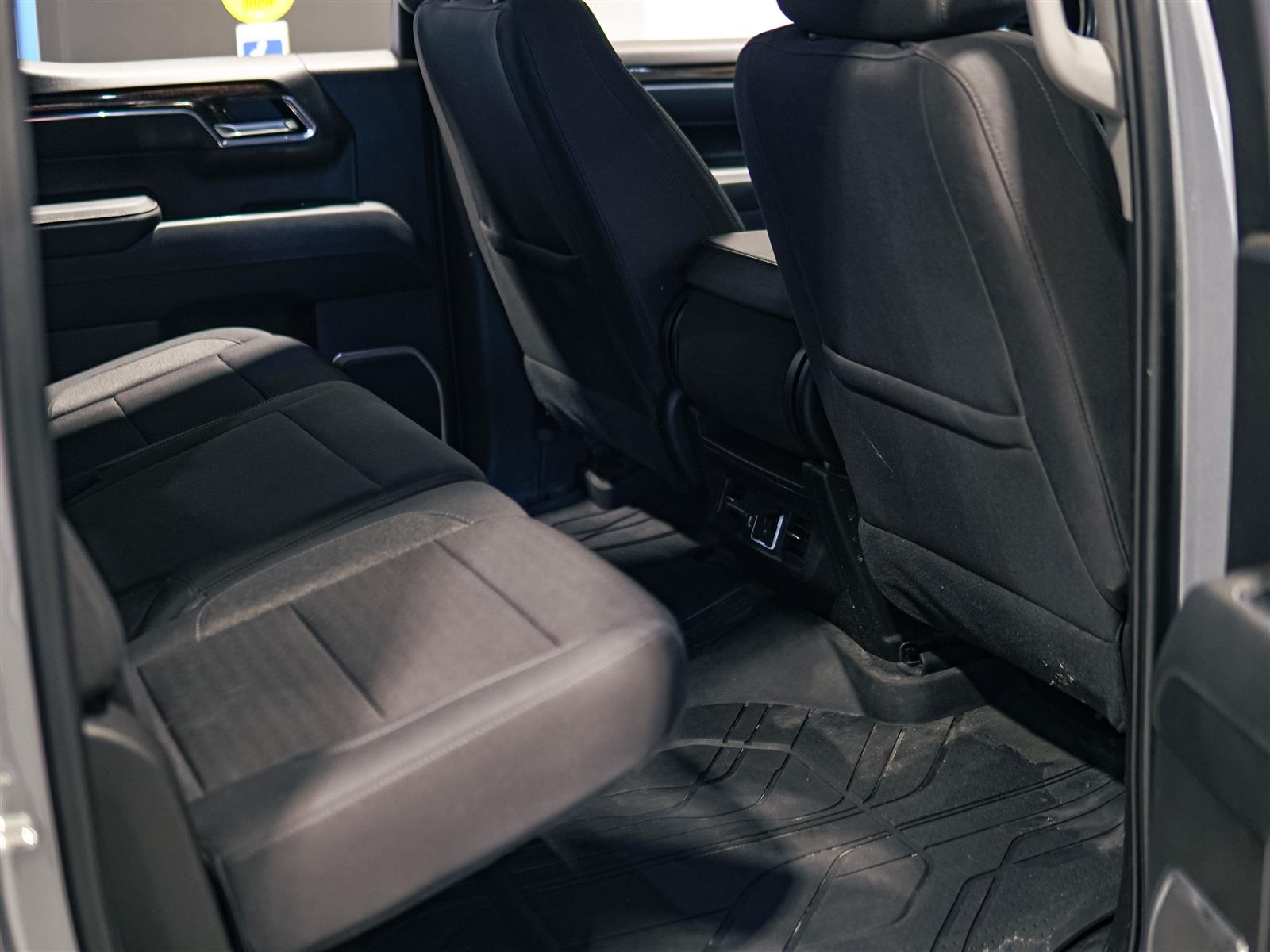 used 2023 GMC Sierra 1500 car, priced at $43,494