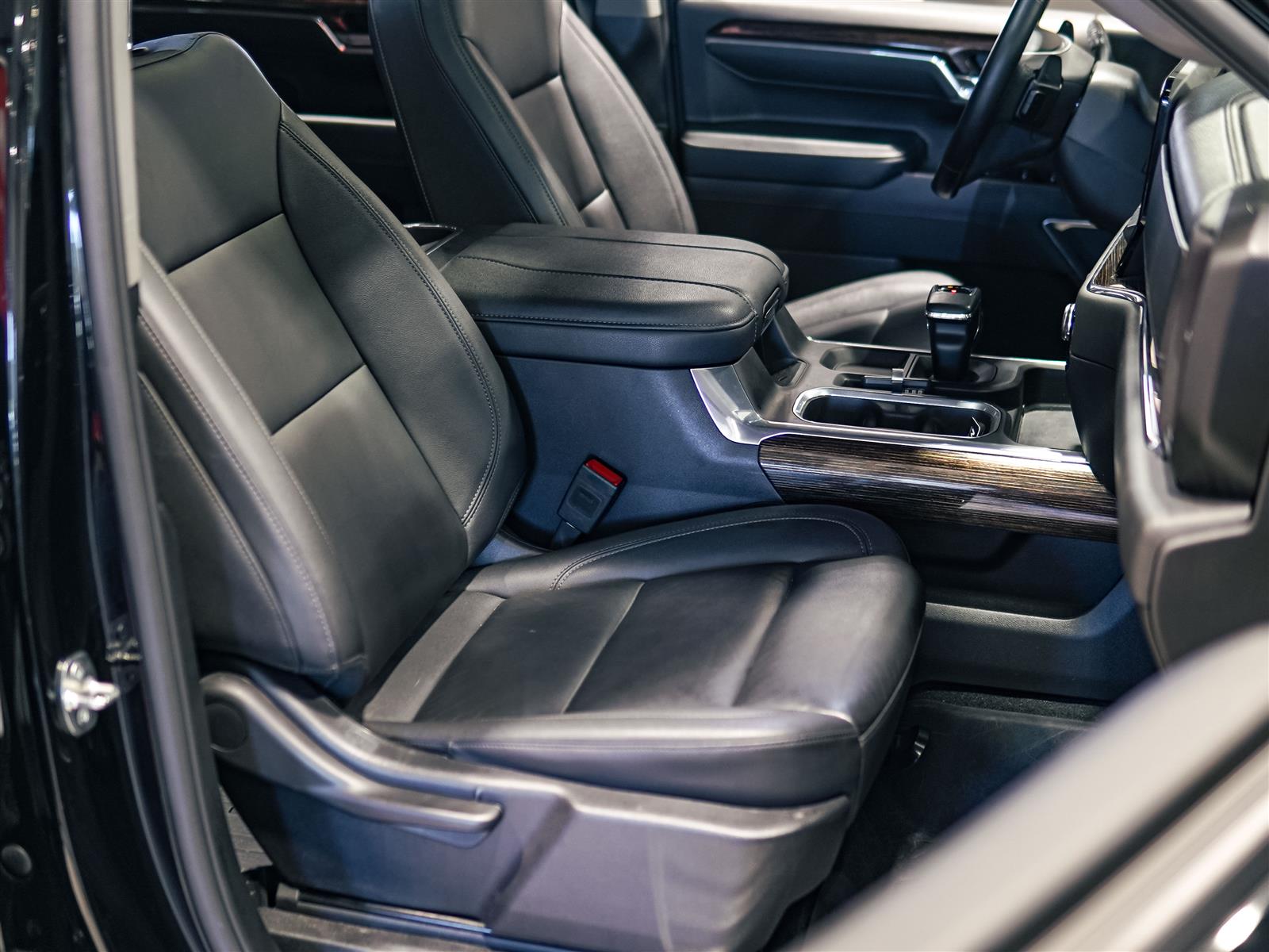used 2024 GMC Sierra 1500 car, priced at $51,997